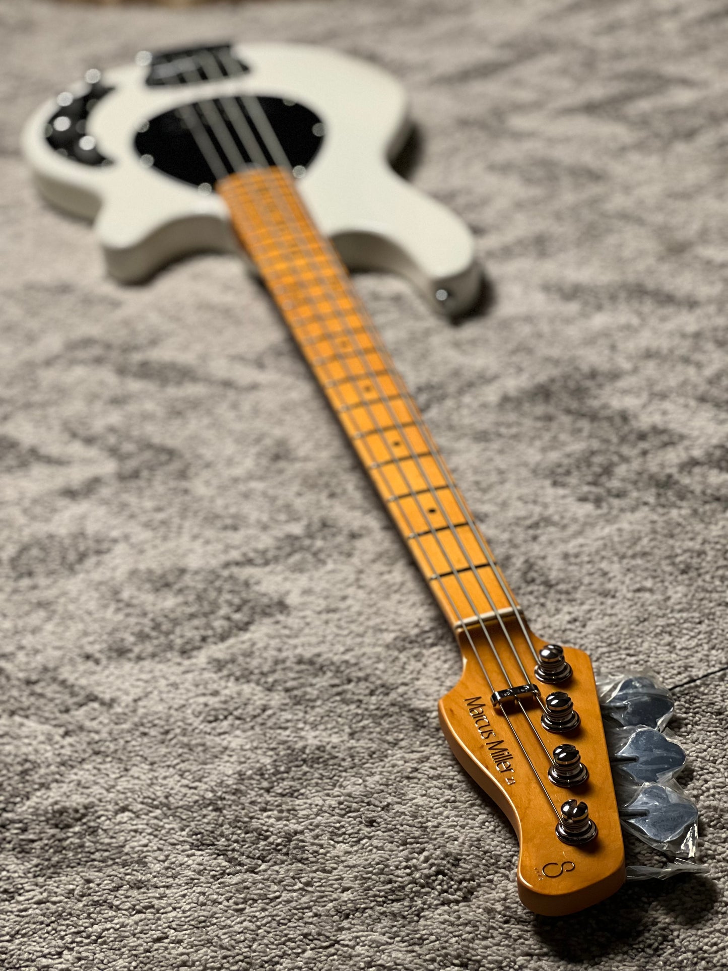 Sire Marcus Miller Z3 4-String Bass Guitar in Antique White