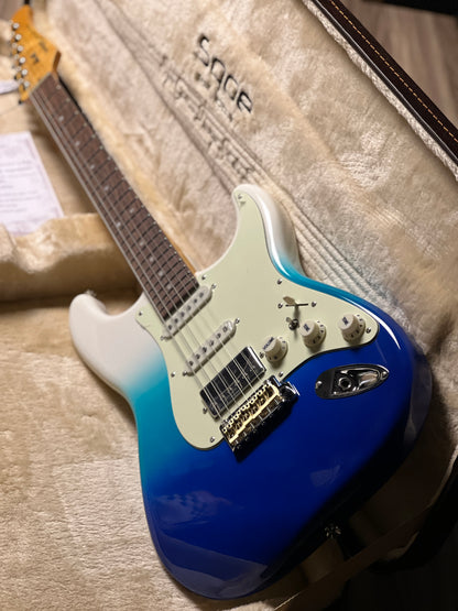 SQOE SEST1001 HSS Custom Shop Series in Belair Blue Limited Edition with Hardshell Case