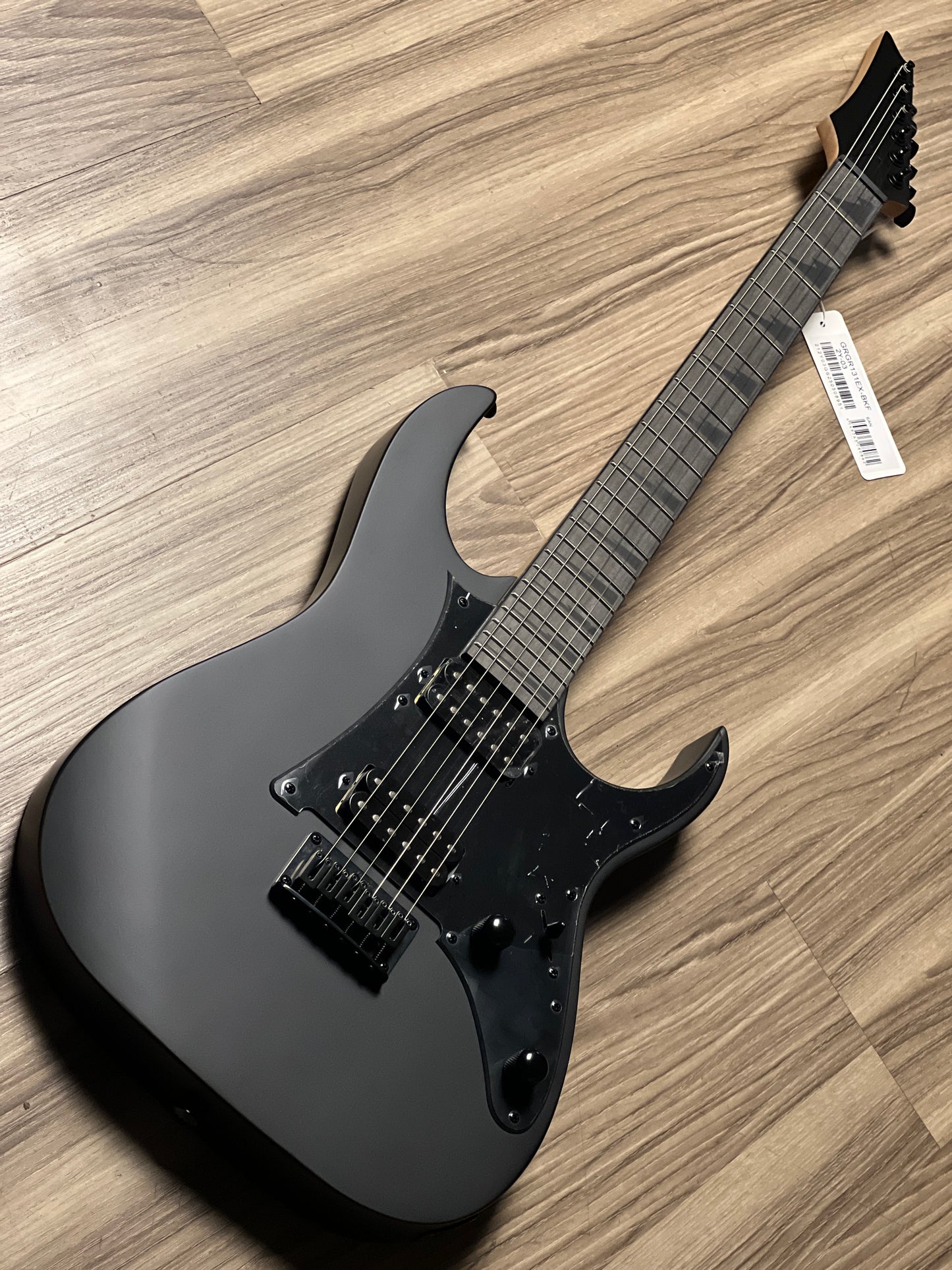 Ibanez GRGR131EX-BKF in Black Flat
