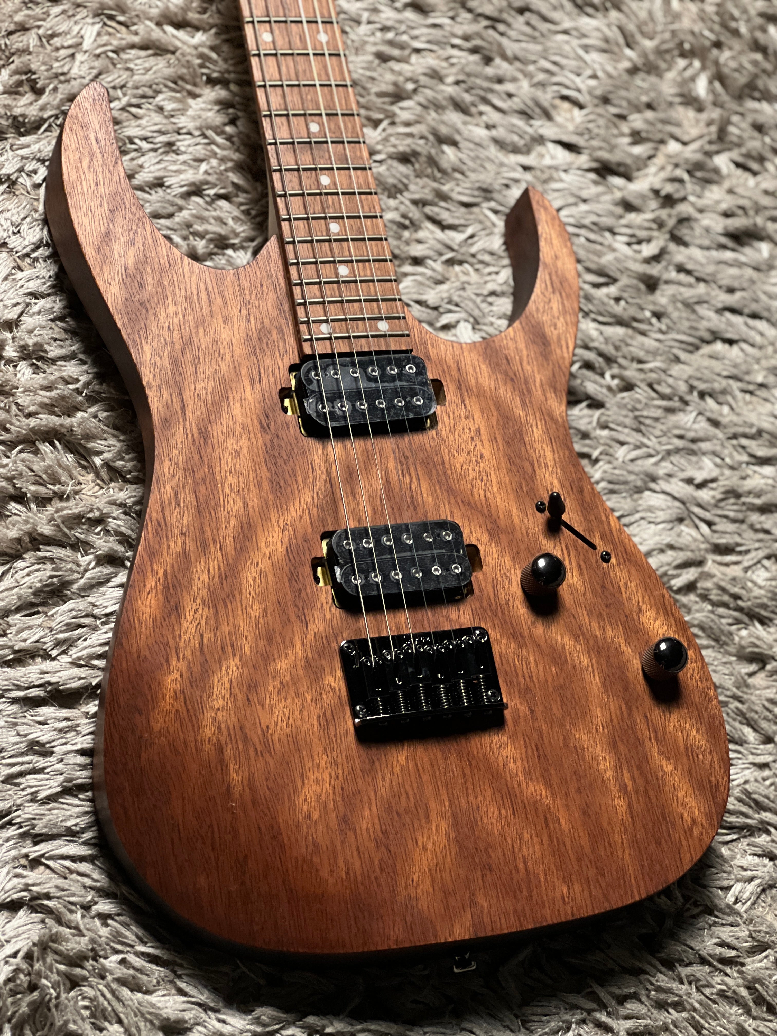 Ibanez Rg421 Ibanez RG421 in Mahogany Oil – nafiriguitar.com