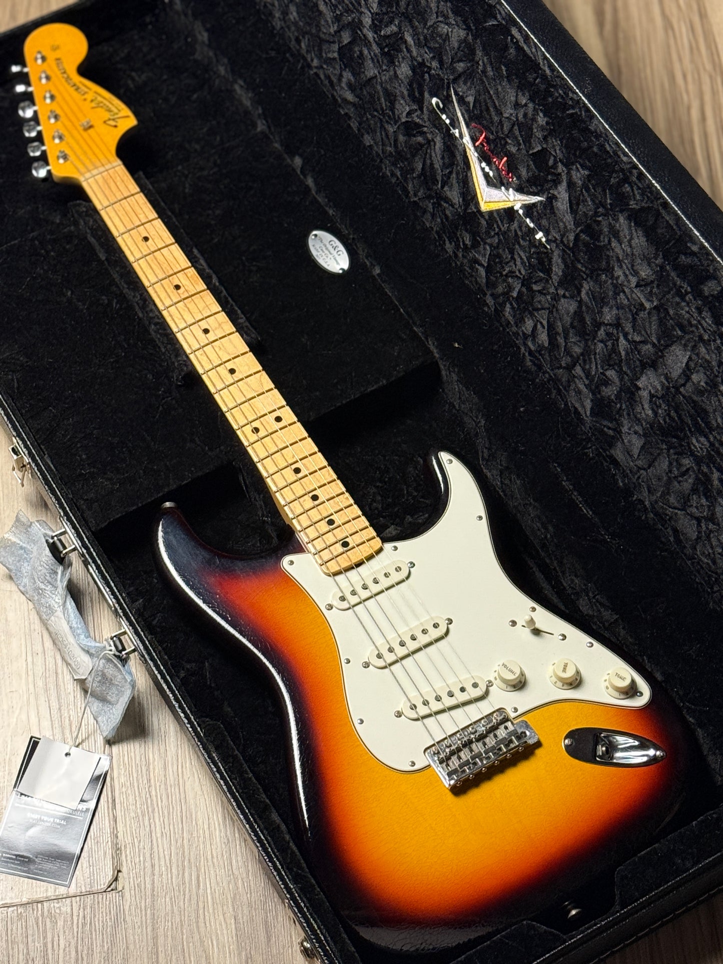 Fender Custom Shop 1968 Stratocaster Deluxe Closet Classic Maple in 3-color Sunburst CZ569243