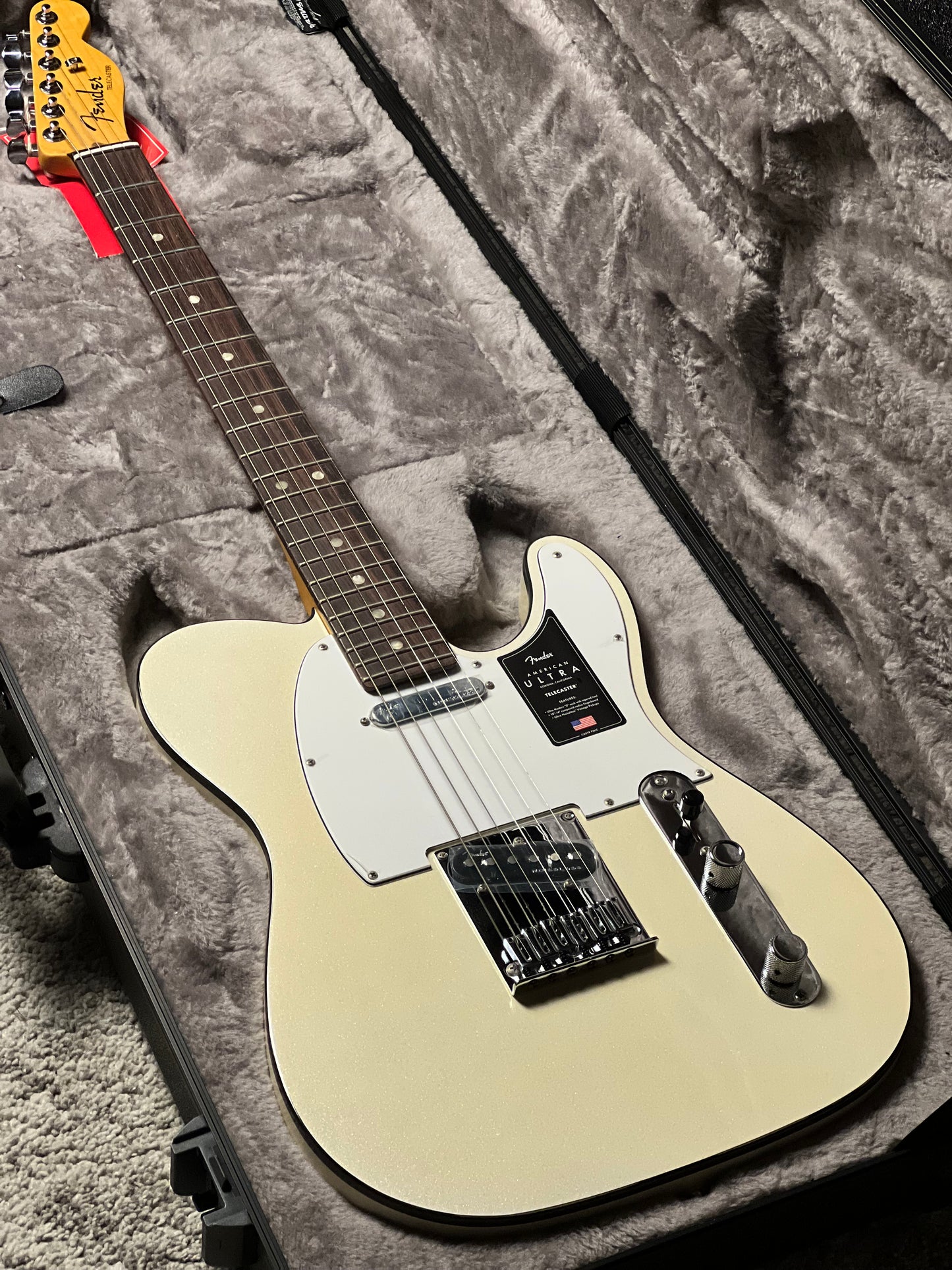 Fender American Ultra Telecaster with Rosewood FB in Arctic Pearl