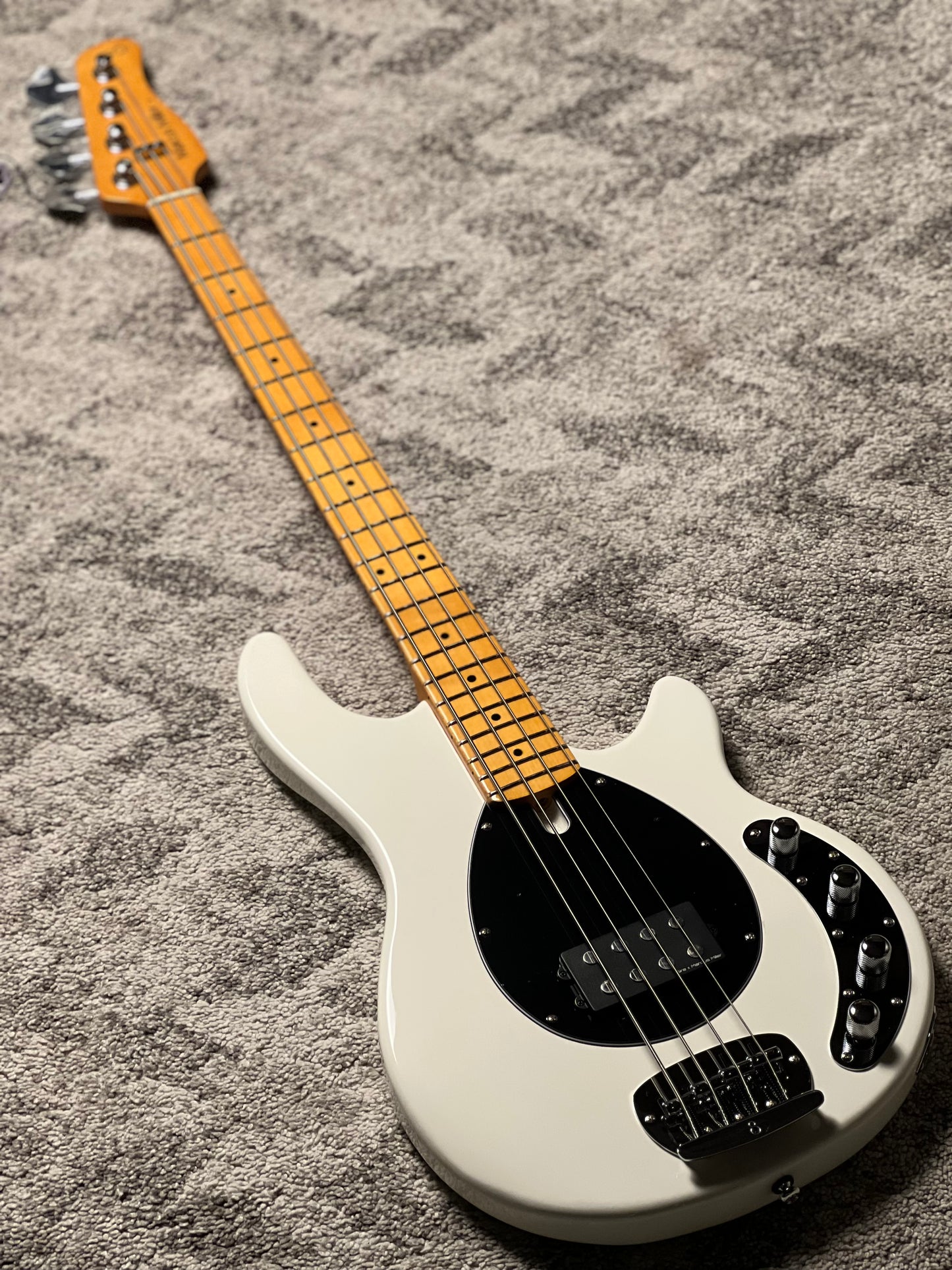 Sire Marcus Miller Z3 4-String Bass Guitar in Antique White