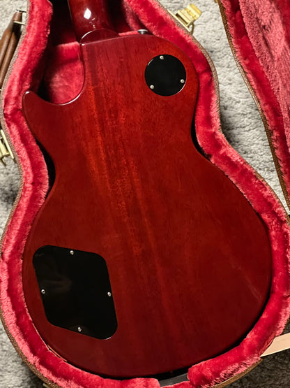 Gibson Les Paul Standard 60s Figured Top in 60s Cherry with Case 228230249