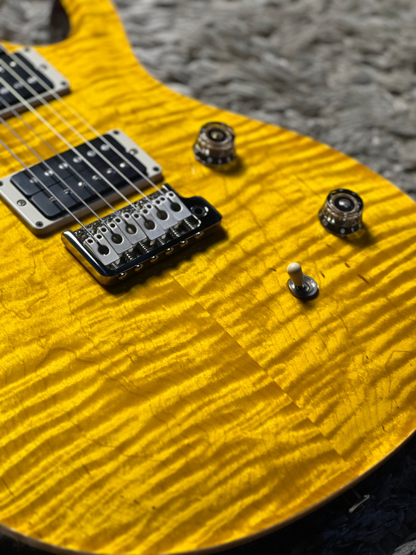 PRS CE 24 Custom Color Santana Yellow 0427520