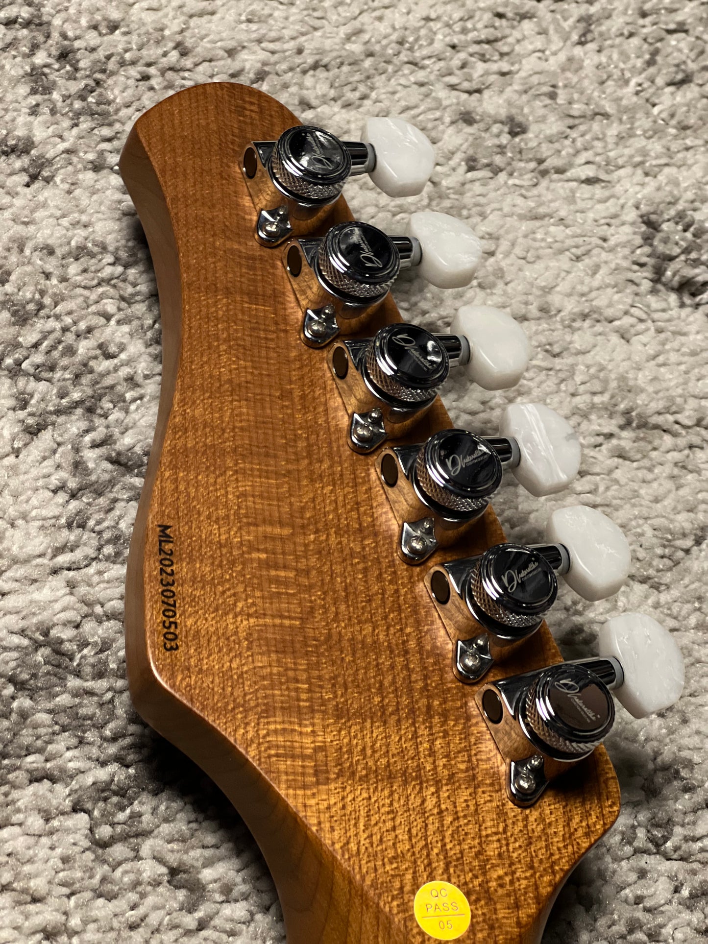 Dhatarattha Performance DST HH in Purple Paisley with Rosewood FB