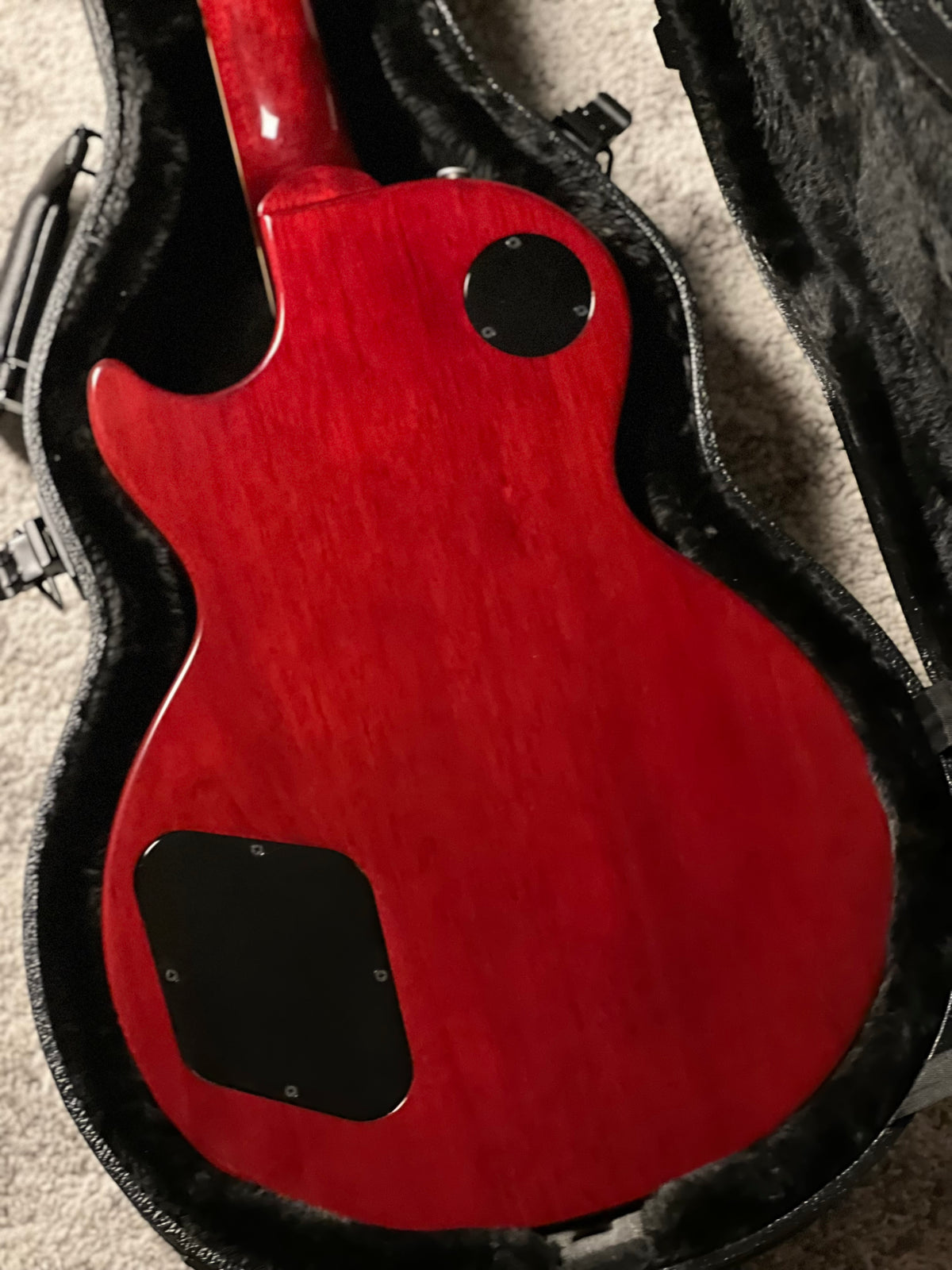 Gibson Les paul Classic in Translucent Cherry w/Case 217230067