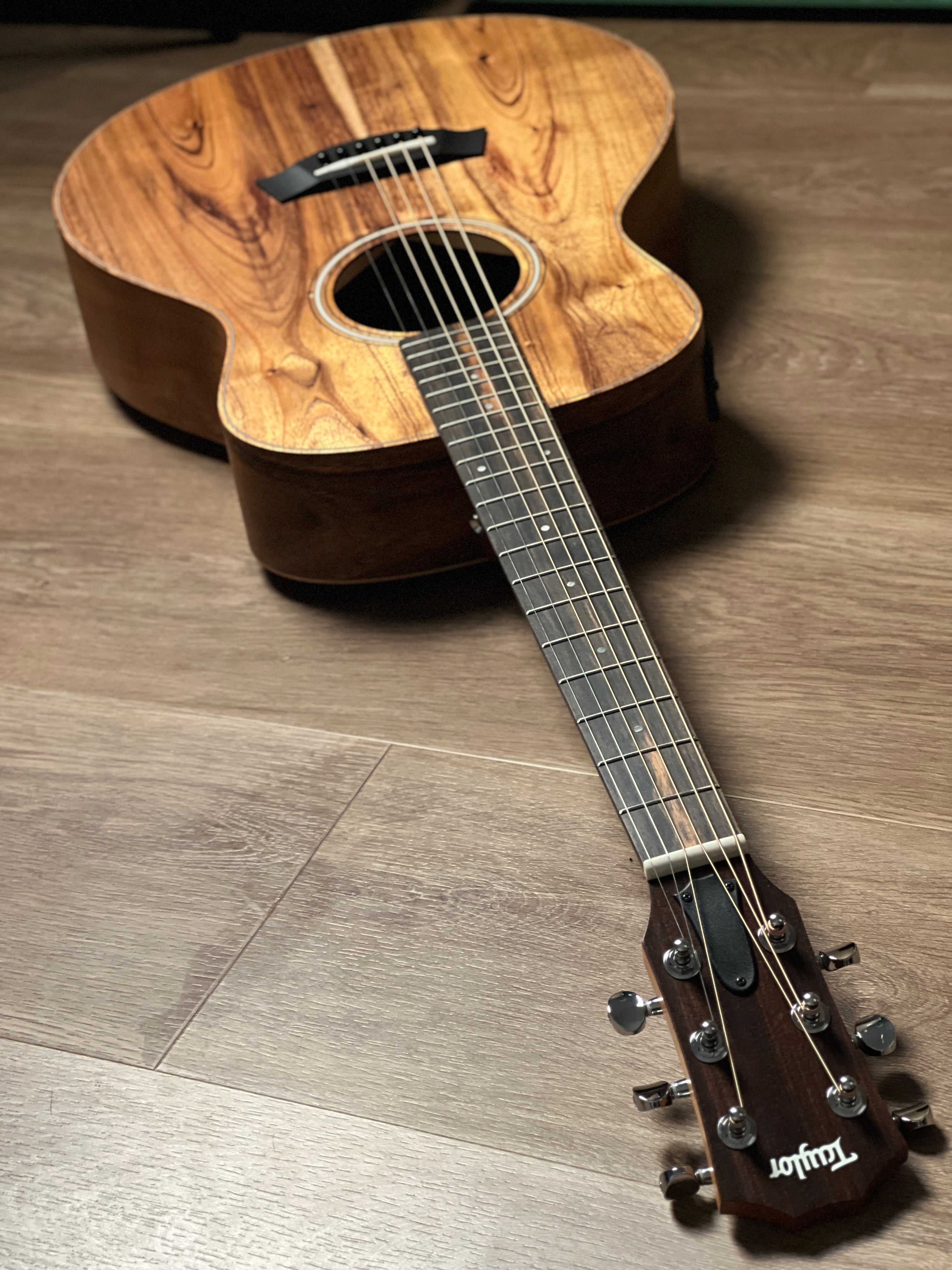 Taylor GS Mini-e Koa - Natural – nafiriguitar.com