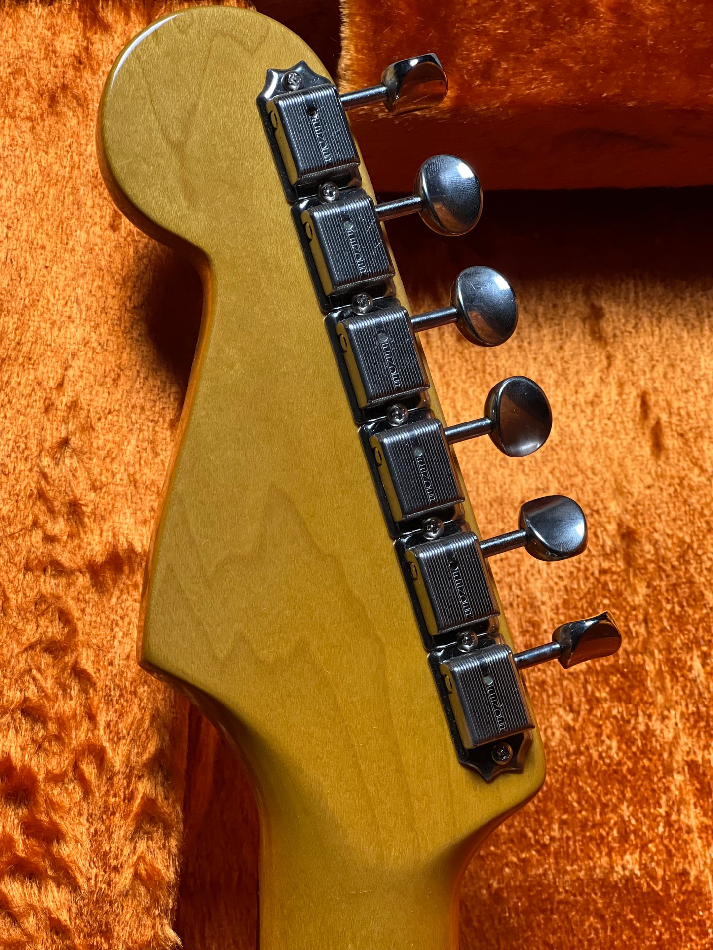 Fender American Vintage II 61 Stratocaster with Rosewood FB in Olympic White V2444963