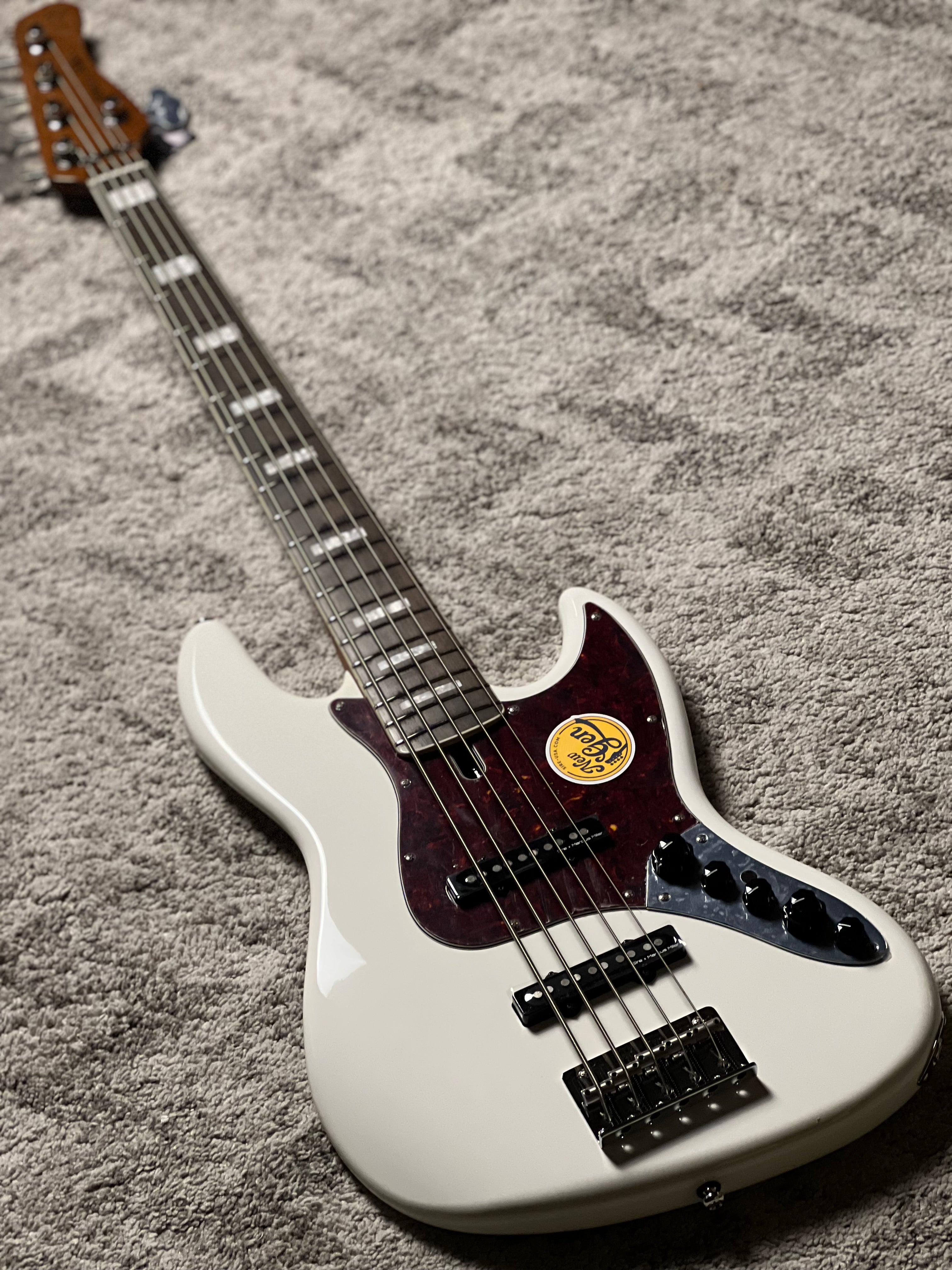 Marcus Miller Sire V7 5弦　Antique White Sire Marcus Miller V7 Alder 5-String Bass Guitar 2nd Gen in