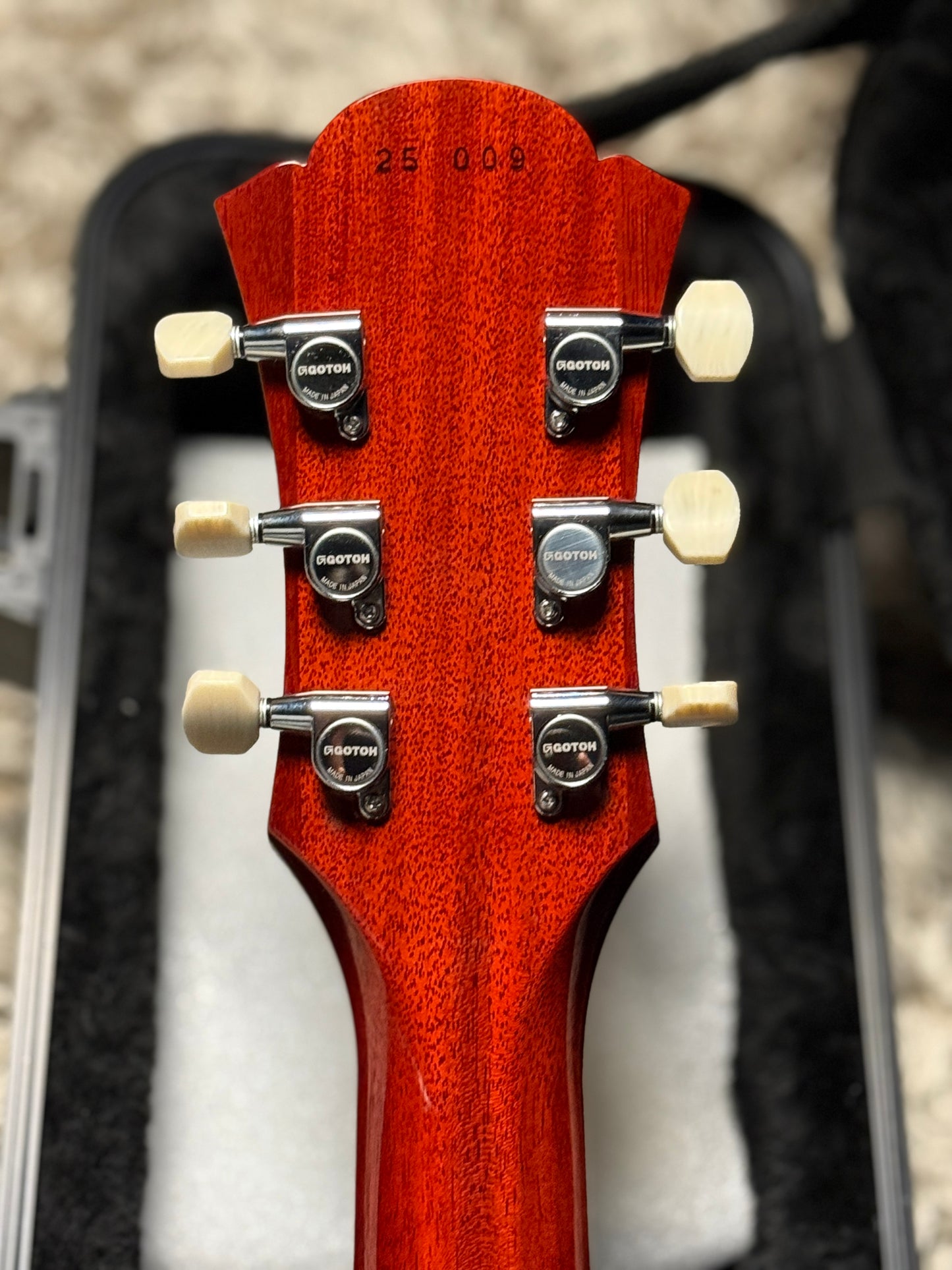 Saito 33BEYOND in Tea Burst 25009