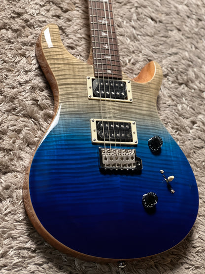 PRS SE Custom 24 in Blue Fade Limited Edition