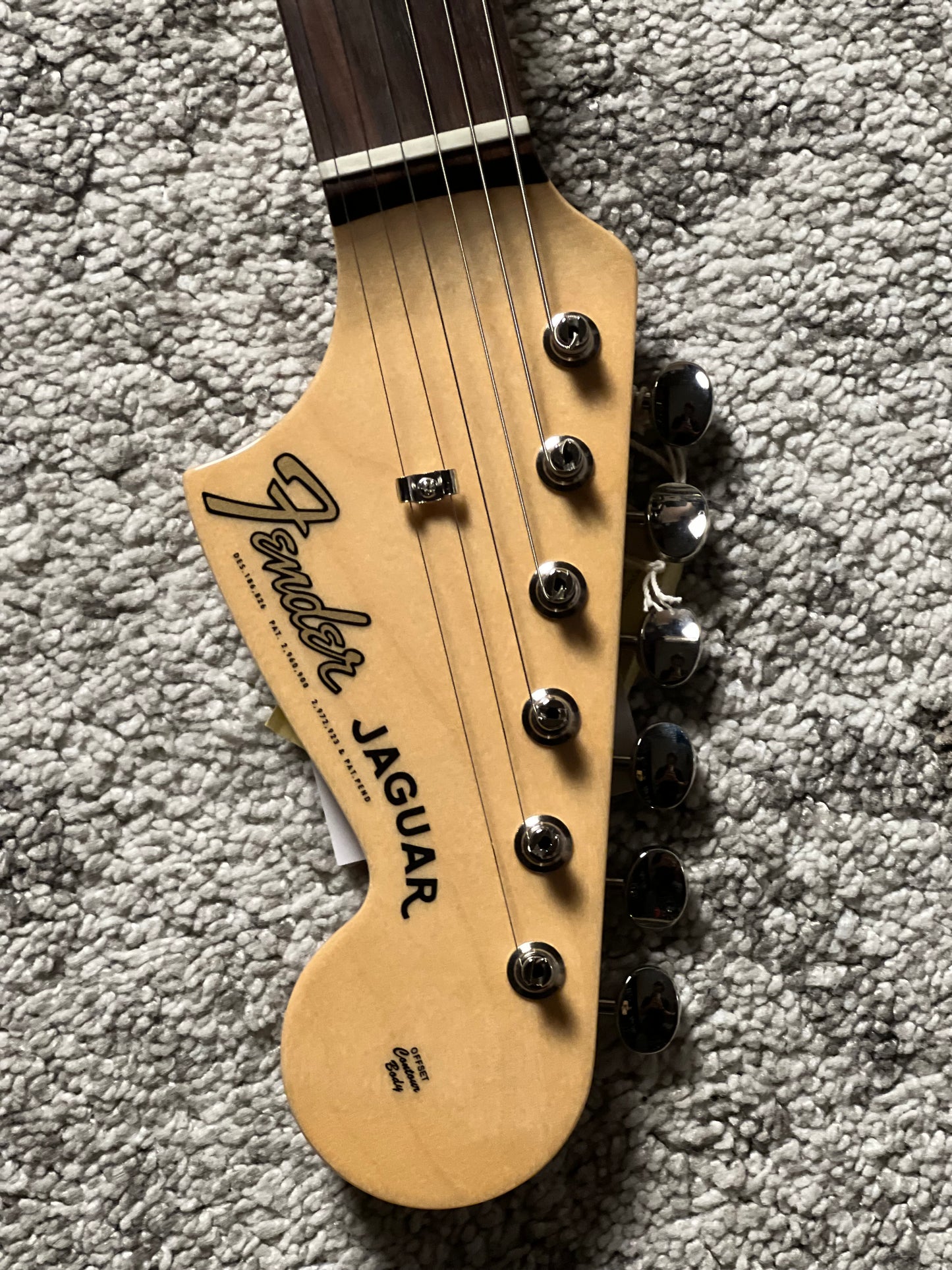 Fender Japan Traditional 60s Jaguar with RW FB in 3-Color Sunburst JD25032759