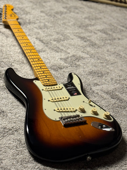 Fender American Professional II Stratocaster with Maple FB Anniversary in 2-Color Sunburst US23087299