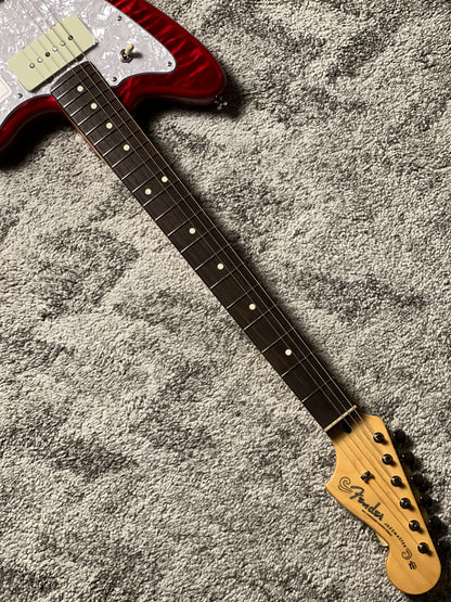 Fender Japan Hybrid II Jazzmaster Electric Guitar w/Quilt Maple Top with RW FB in Quilt Red Beryl JD24000724