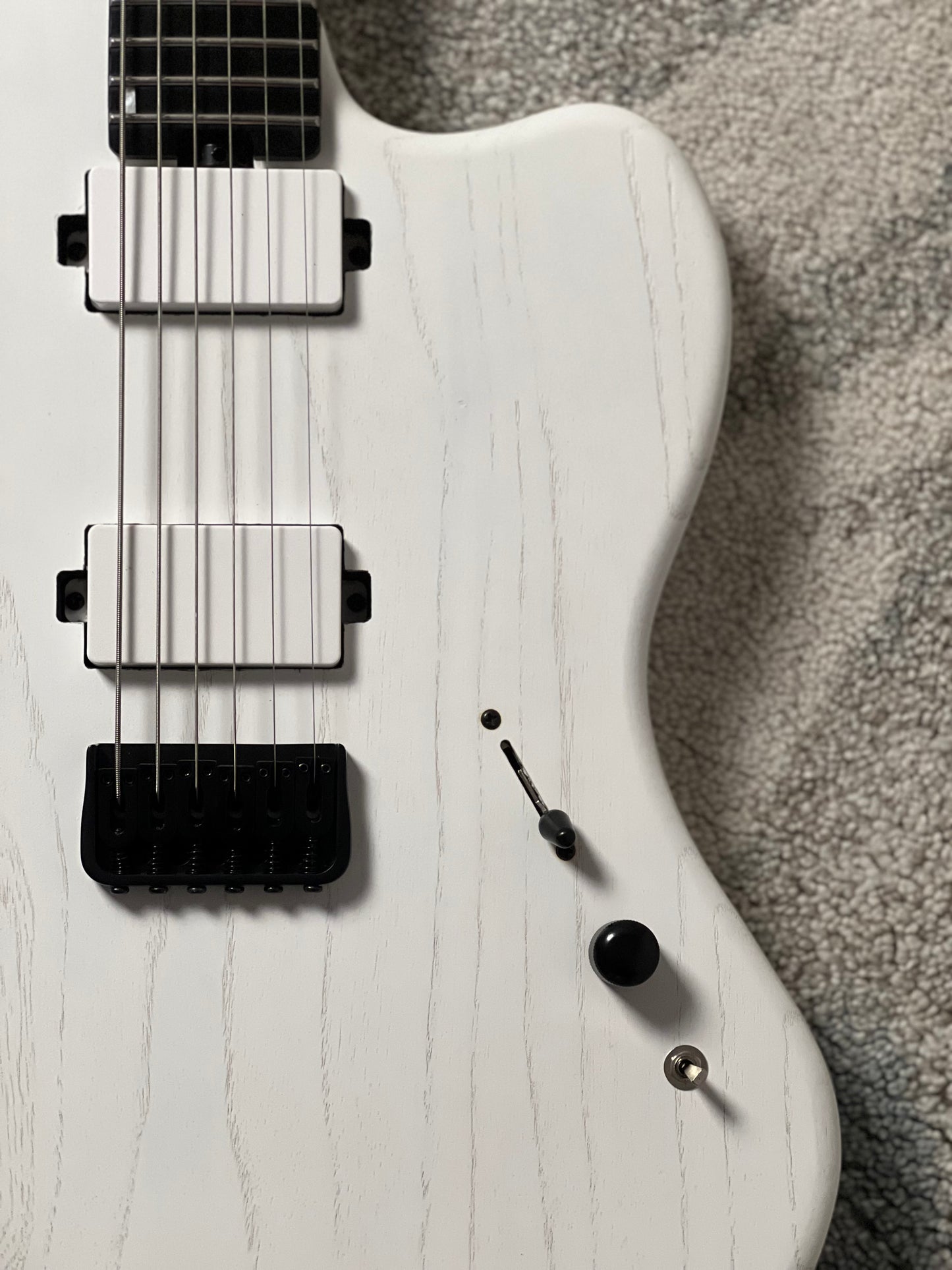 Soloking MJM-1 Custom Baritone HH with Wenge Neck in Open Pore White