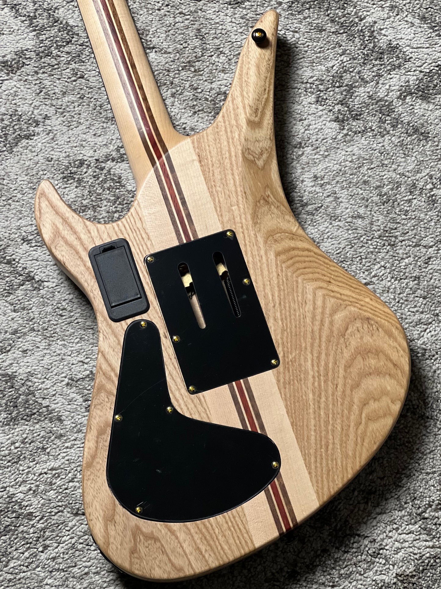 Schecter Avenger FR-S 50th Anniversary in Gold Burst