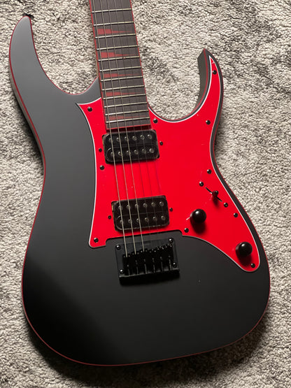 Ibanez Gio GRG131DX-BKF in Black Flat