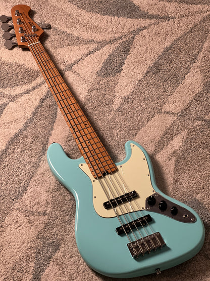 SQOE SJB650 Roasted Maple Series 5 String Bass in Vintage Sonic Blue
