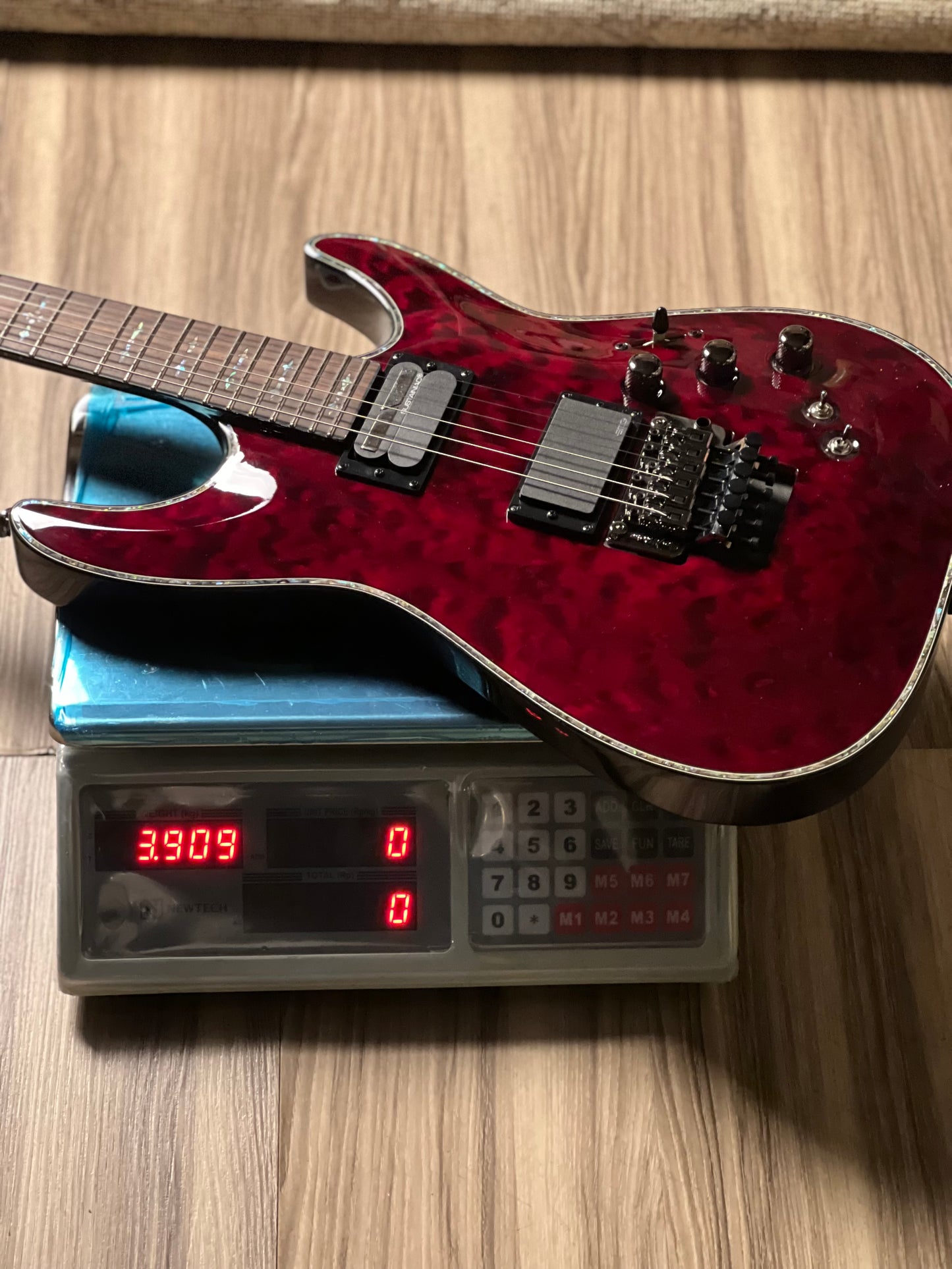 Schecter Hellraiser C-1 FR S BCH in Black Cherry