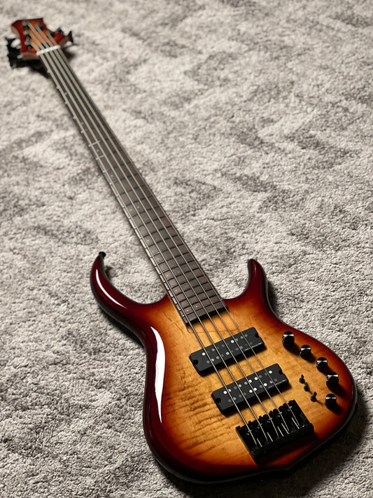 Sire Marcus Miller M7-5 ST 2nd Gen + Solid Flame in Brown Sunburst