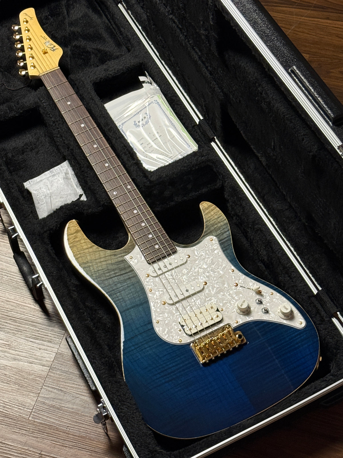 Fujigen FGN Guitars Expert EOS Odyssey in Navy Blue with Hardshell Case F230173
