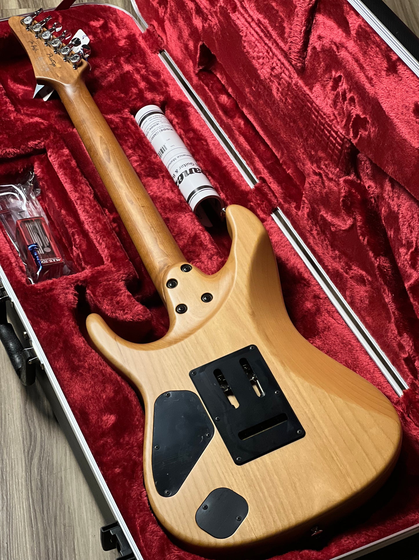 Ibanez TQM2-CUF Tom Quayle Signature  in Charcol Black Burst Flat with Case F2429224