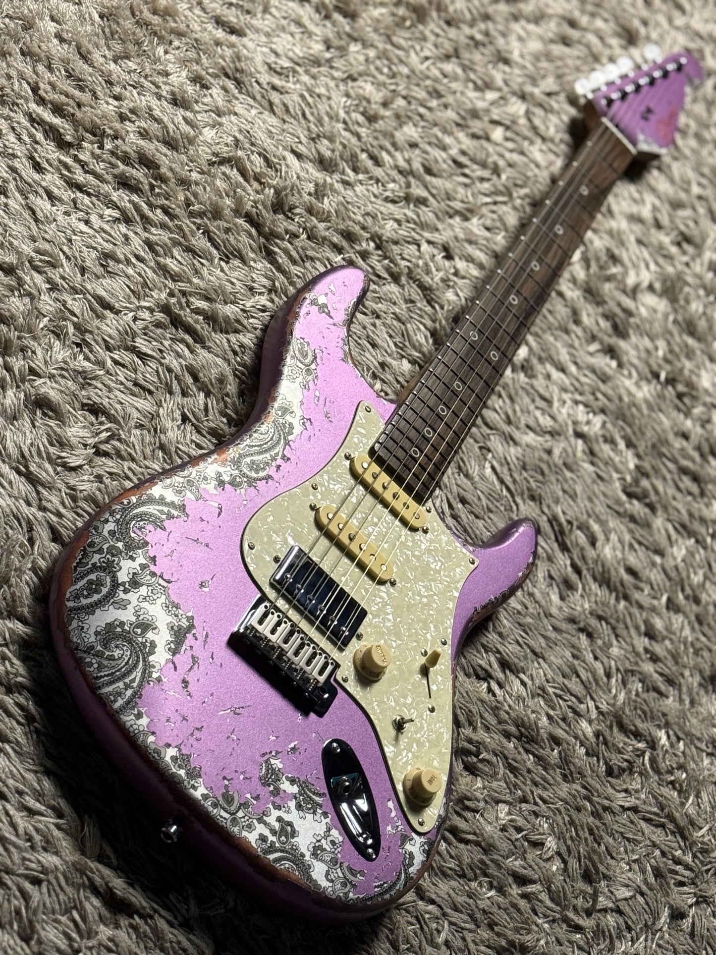 Dhatarattha Performance DST HSS in Violet Purple over Black Paisley with RW FB and Nitrocellulose Lacquer Relic