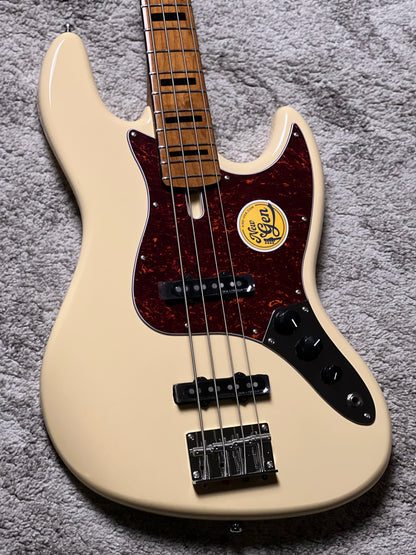 Sire Marcus Miller V5 ALDER-4 String in Vintage White