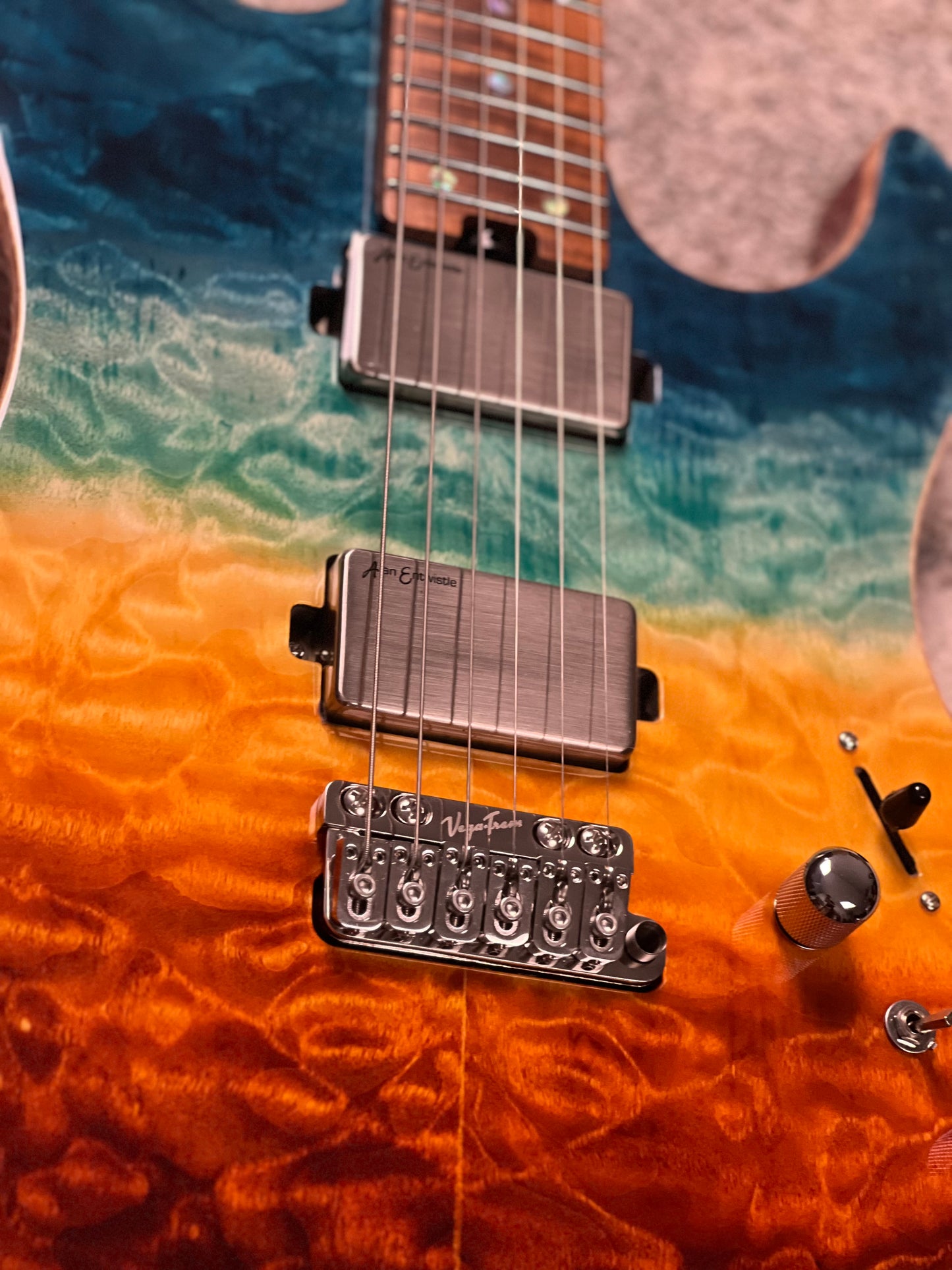 Soloking MS-1 Custom 24 HH Quilt Top FMN VT Roasted Flame Maple Neck in Beach Sunset Surf Fade JESCAR