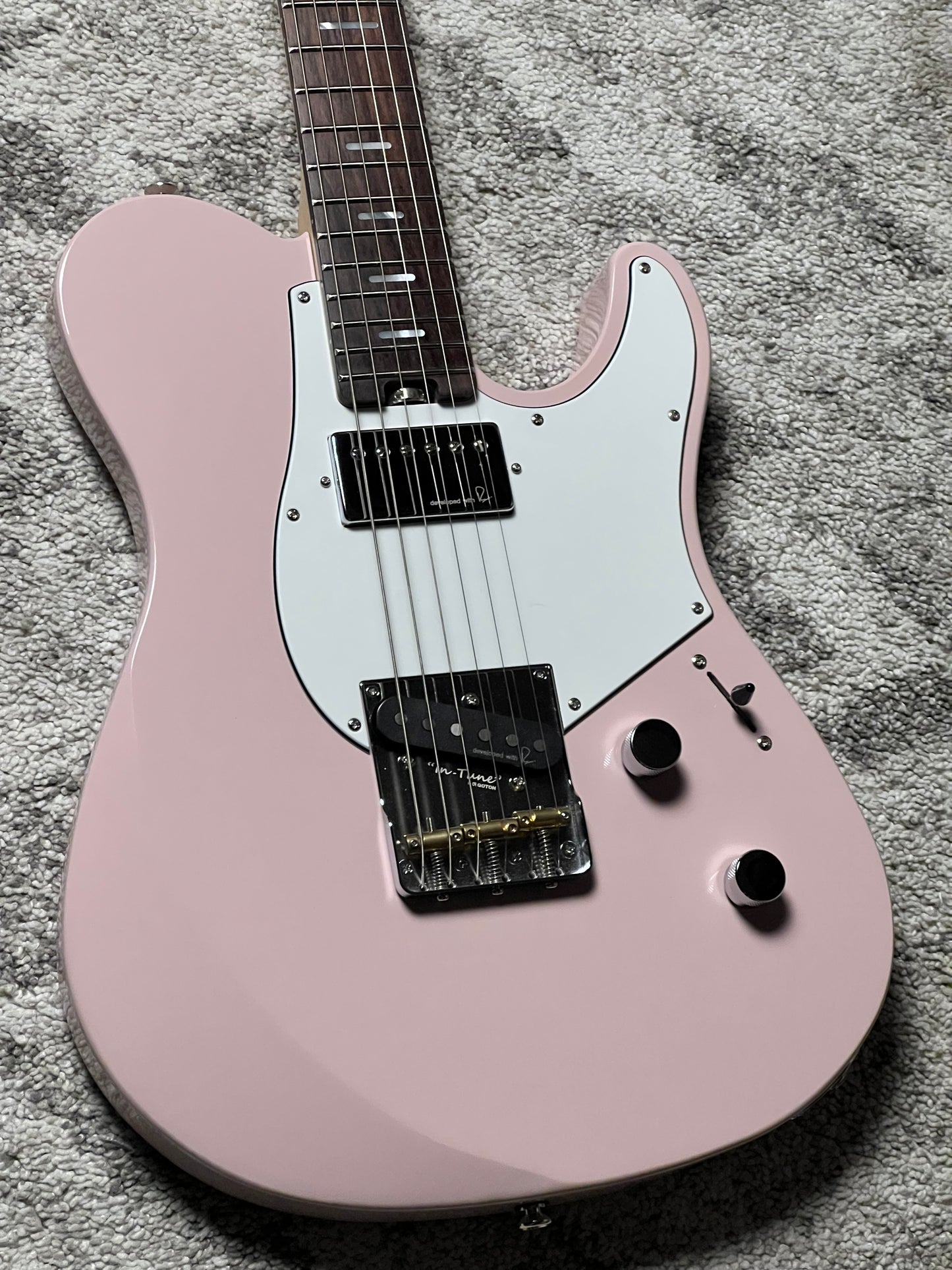 Yamaha PACS+11S Pacifica Standard Plus in Ash Pink with Rosewood Fingerboard