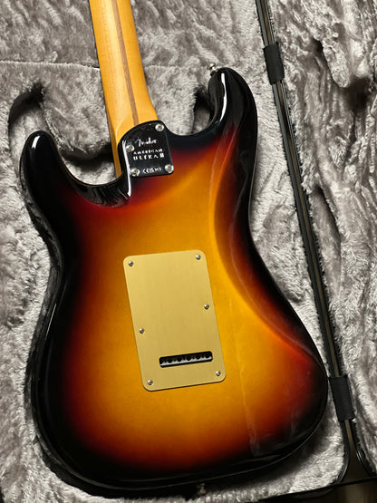Fender American Ultra II Stratocaster HSS with Ebony FB in Ultraburst US240042659