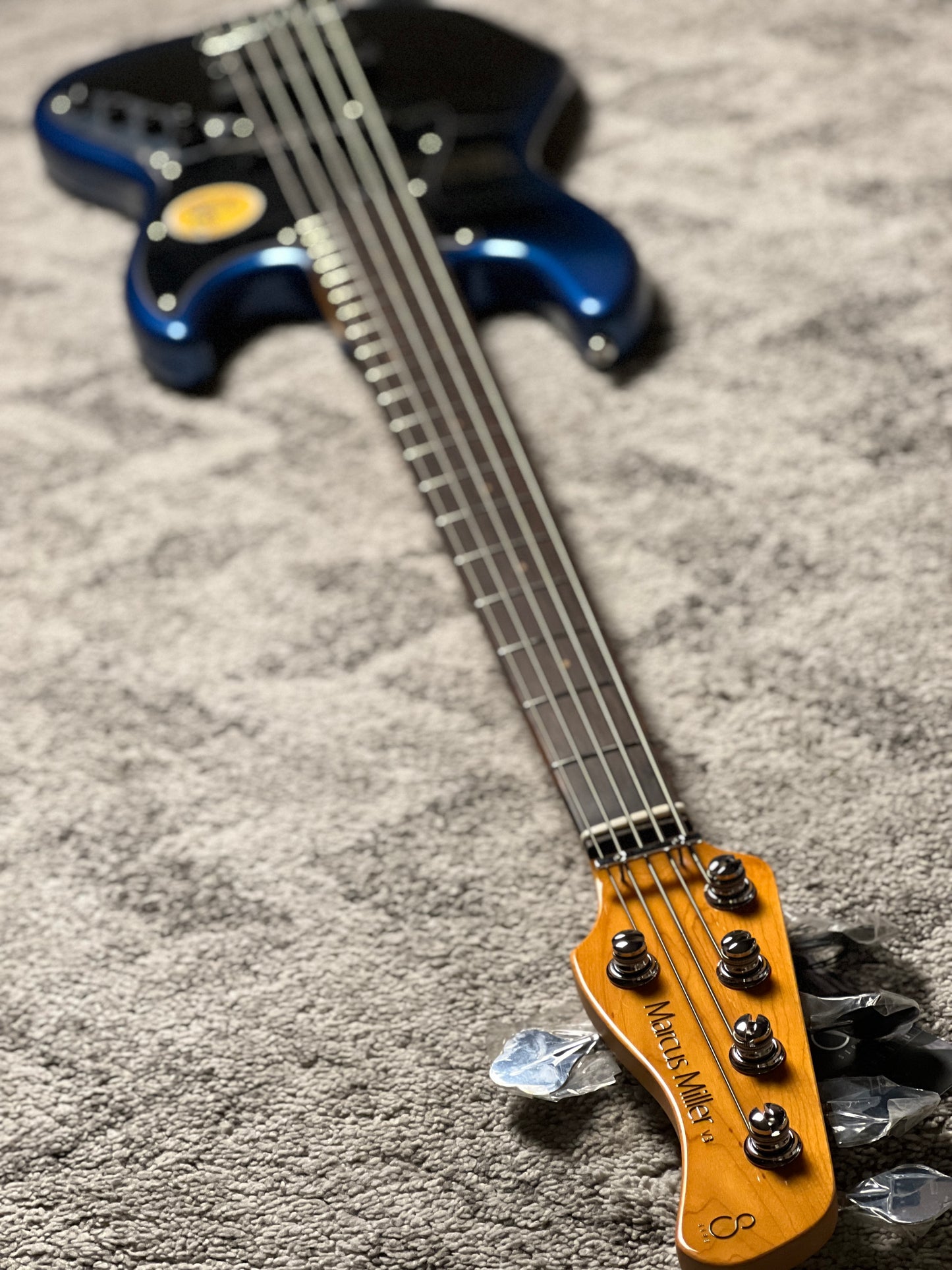 Sire Marcus Miller V3-5 New Gen Electric Bass Guitar in Midnight Blueburst