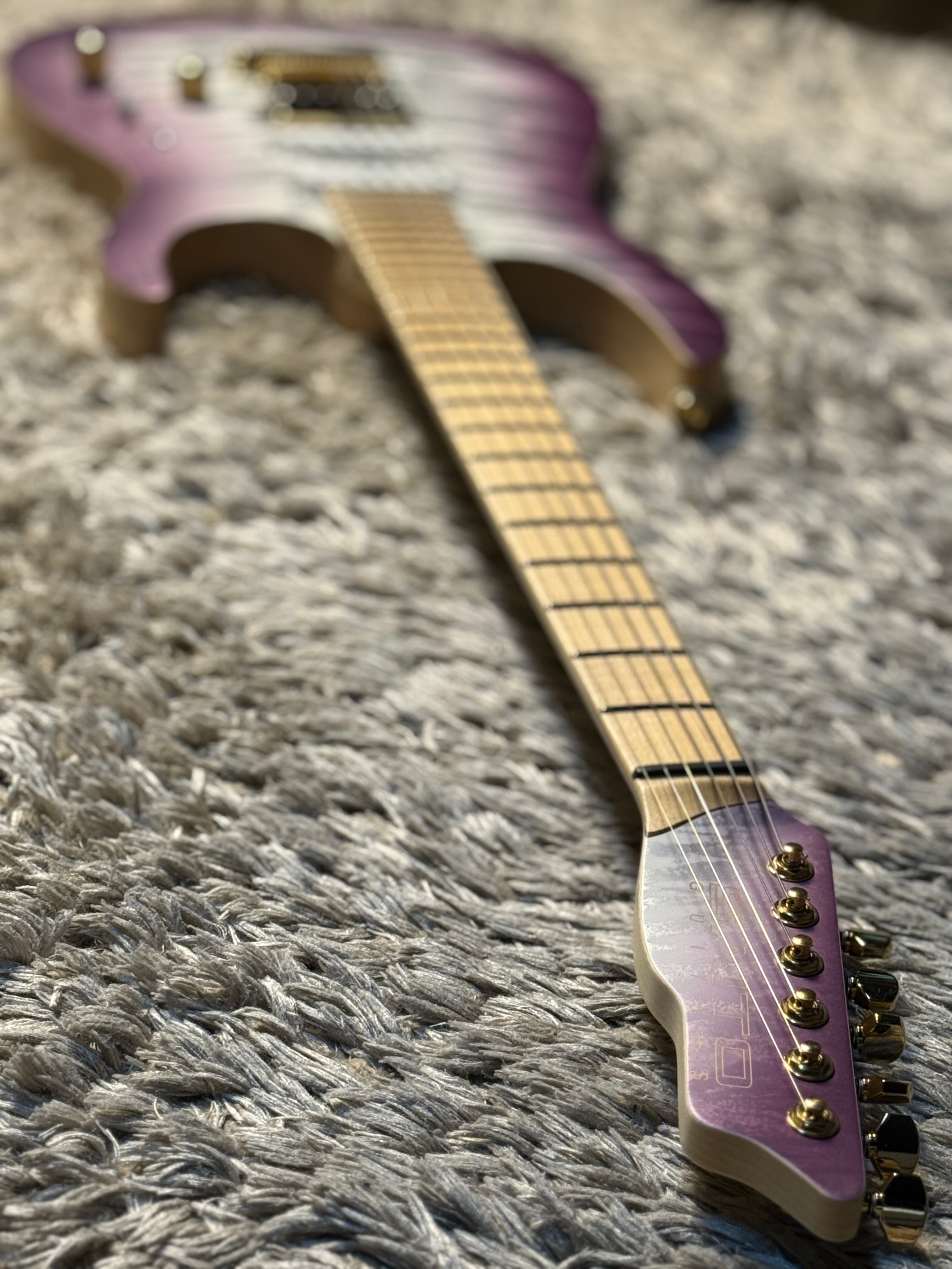 ギター SAITO GUITARS S-624 Saito S-624 SSH with Hard Maple and Gold Hardware in Kunzite