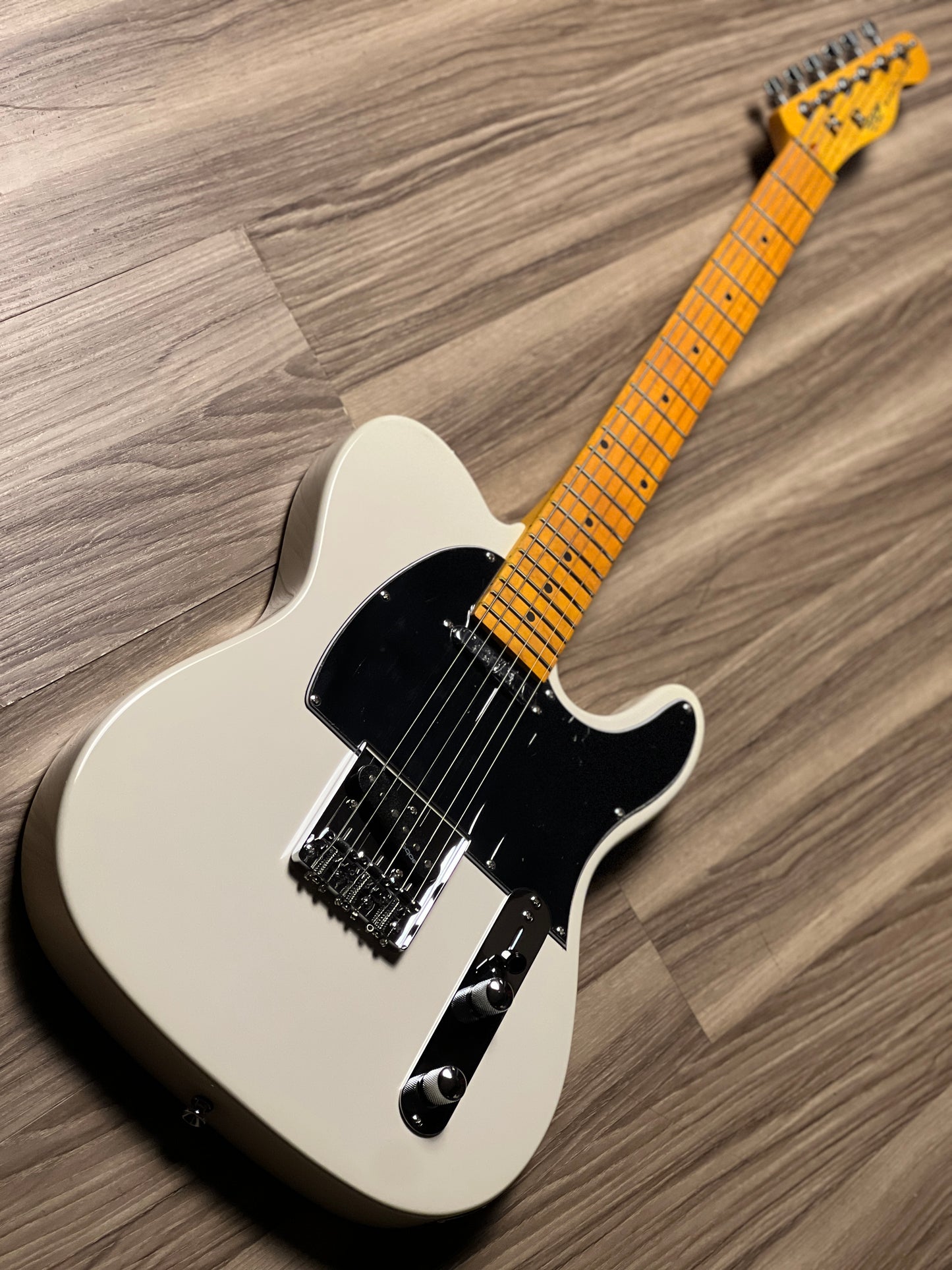 SQOE SETL250 with Maple FB in Olympic White