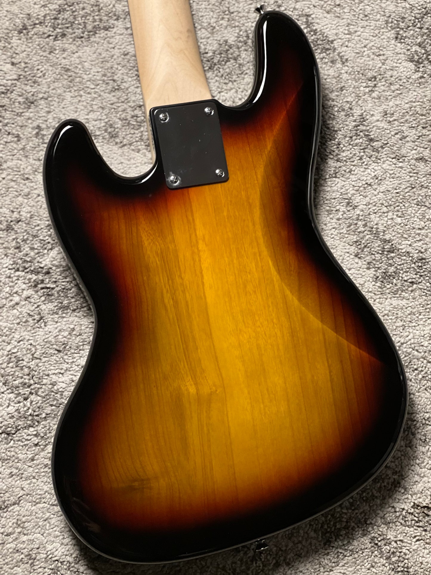SLX Sparrow 70s Special V Essentials with Maple FB in 3-Tone Sunburst