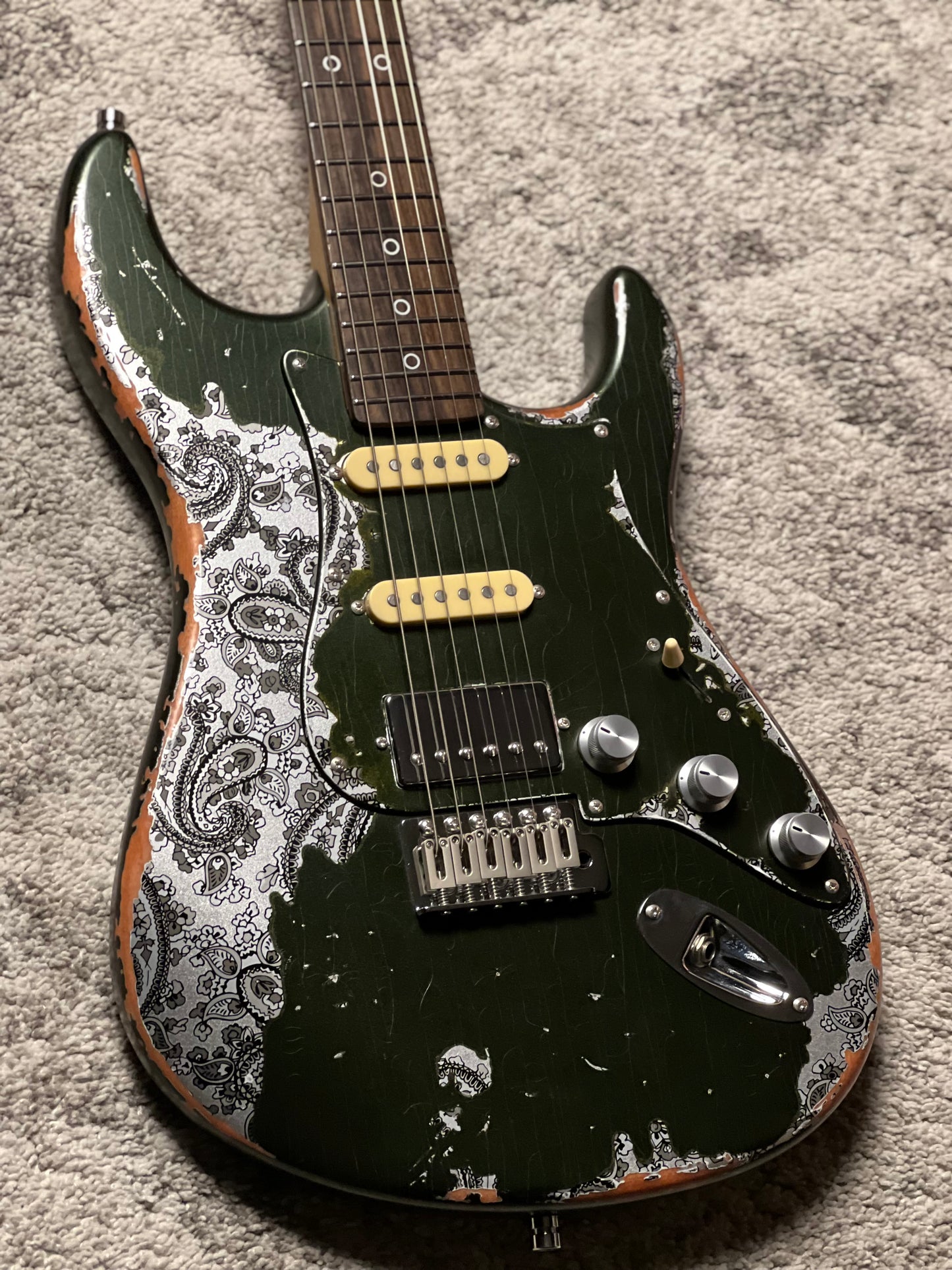 Dhatarattha Performance DST HSS in Godwood Green over Black Paisley with RW FB and Nitrocellulose Lacquer Relic