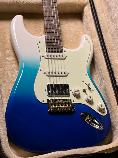 SQOE SEST1001 HSS Custom Shop Series in Belair Blue Limited Edition with Hardshell Case