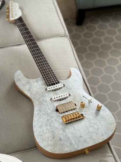 Saito S-622 SSH with Rosewood and Gold Hardware in White Granite 253033