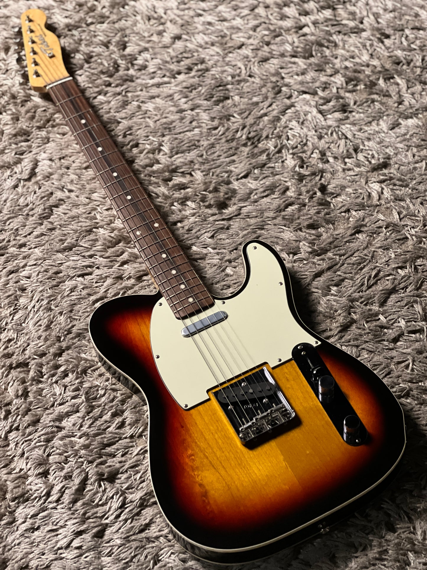 Tokai TTE-98B YS/R Breezysound Japan in Yellow Sunburst with Rosewood FB 180568 (B STOCK)