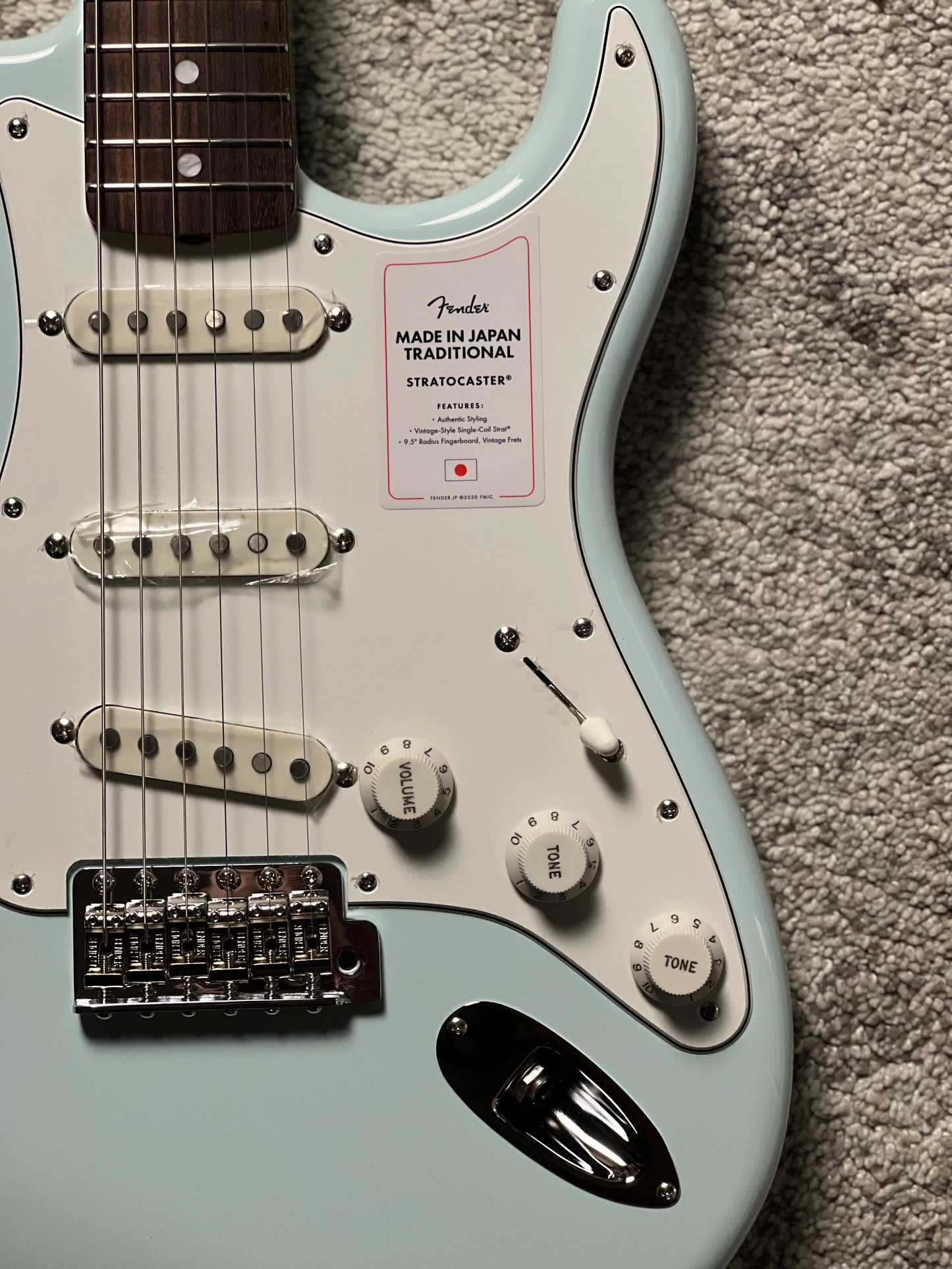 Fender Japan MIJ Traditional Late 60s Stratocaster with RW FB in Sonic Blue JD26001529
