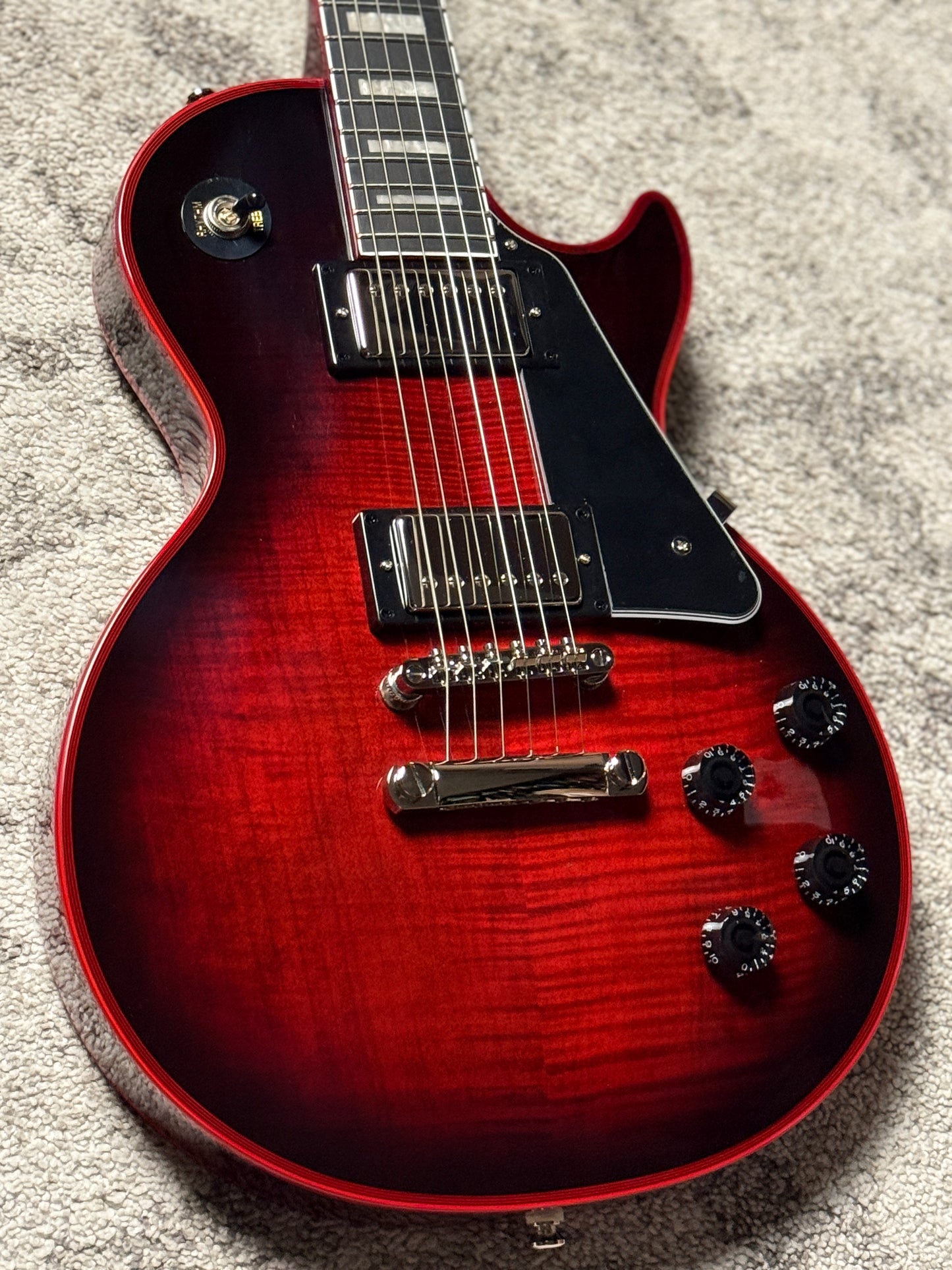 Epiphone Les Paul Custom Widow in Red Burst