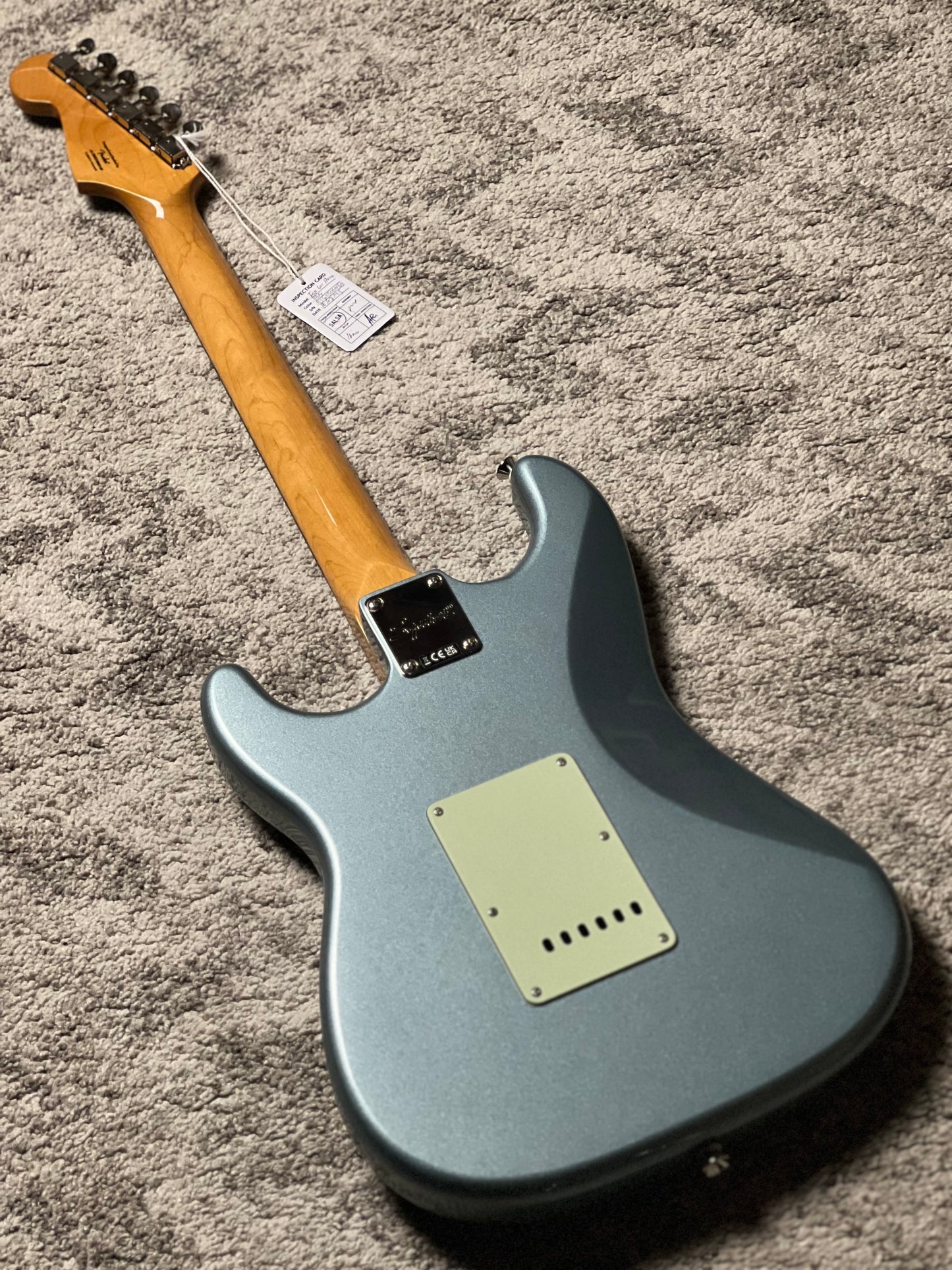 Squier FSR Classic Vibe 60s Stratocaster HSS Electric with Laurel FB in Ice Blue Metallic
