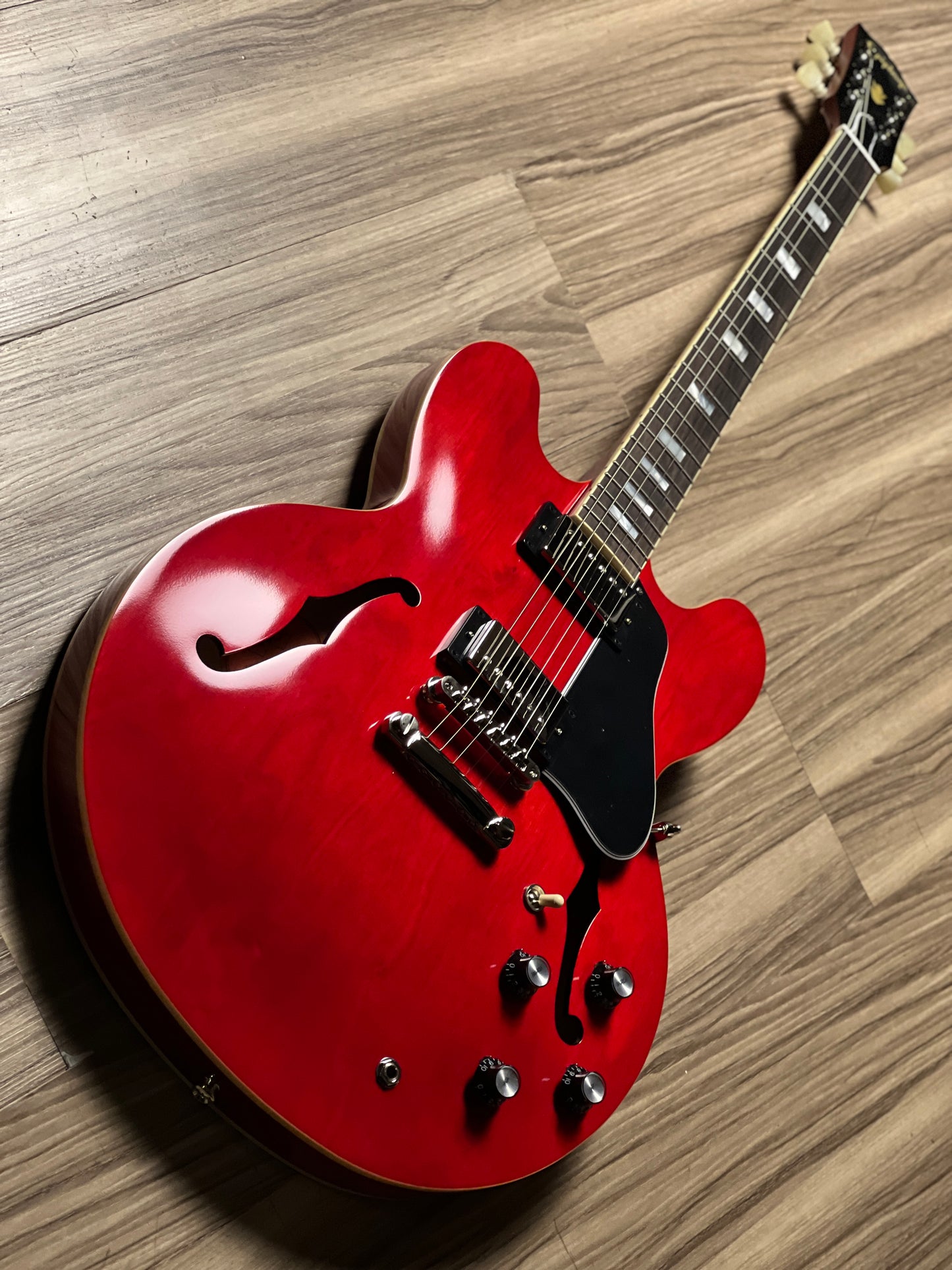 Epiphone 1962 ES-335 Reissue Sixties in Cherry w/Case 25011511686