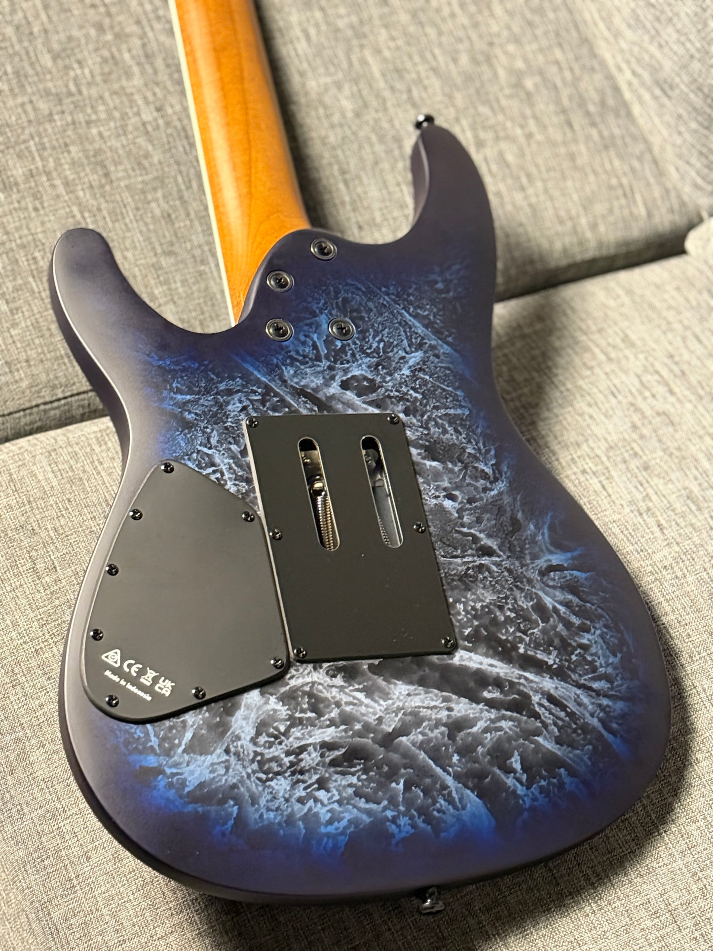Ibanez S770-CZM in Cosmic Blue Frozen Matte 250302641 (USED)