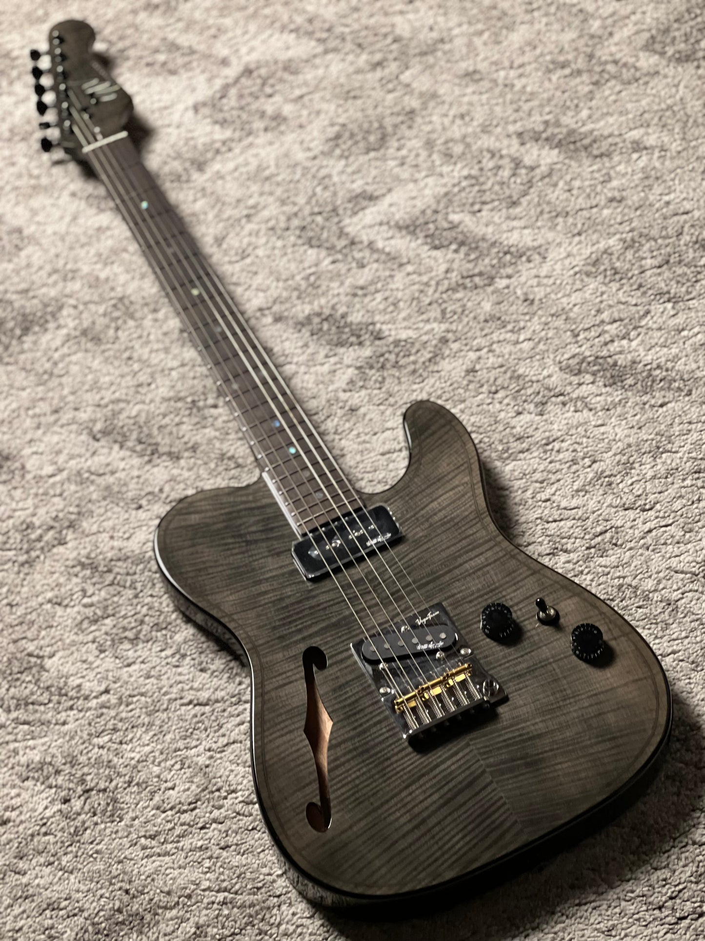 UW GuitarWorks Jazz Pop TL in Transparent Black