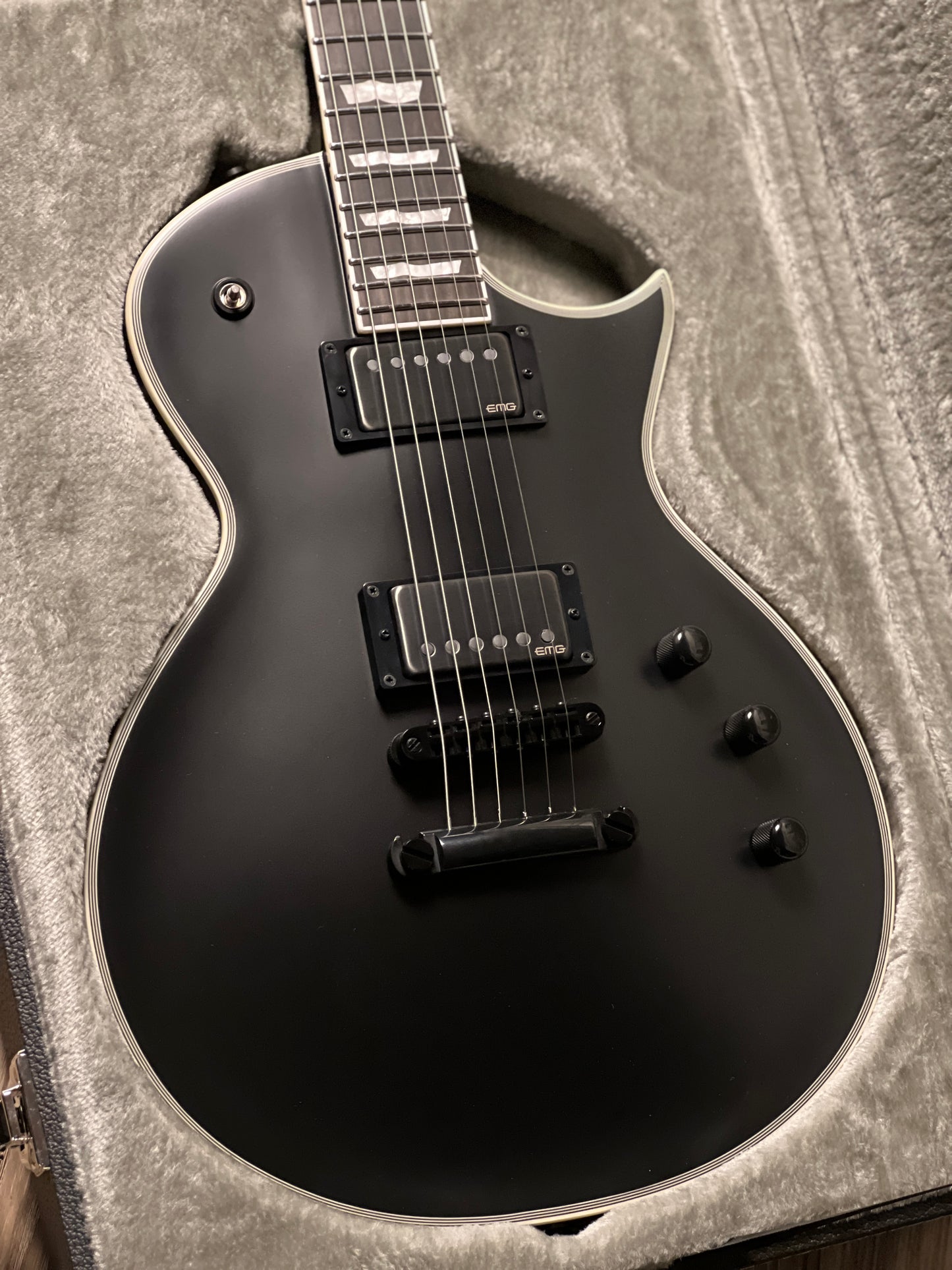 ESP E-II ECLIPSE-EMG black satin ES7652233