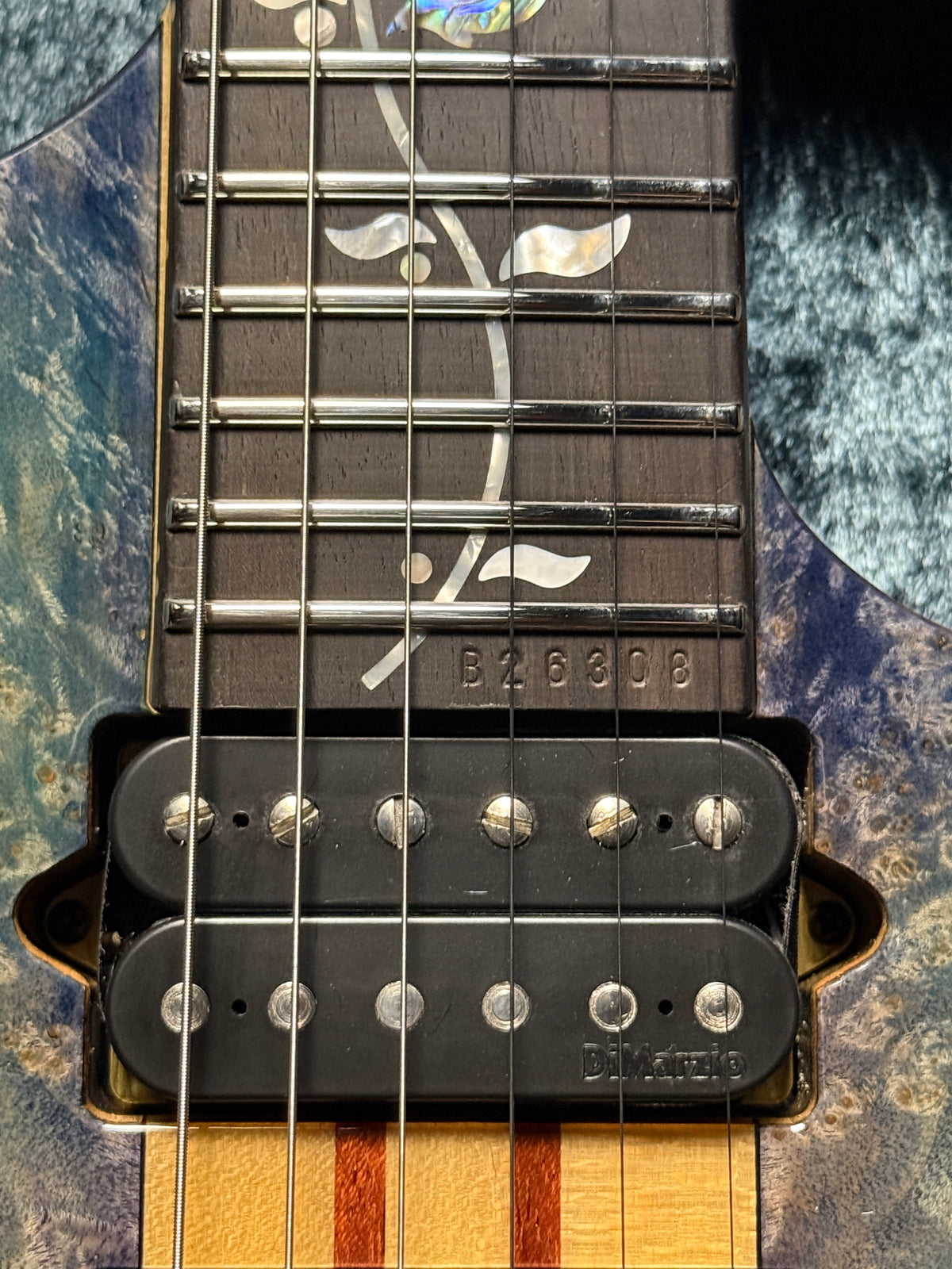 Ibanez Japan Custom Shop Visions IV2RG  with Ebony FB in Blue/Green/Purple Incl. Hardshell Case