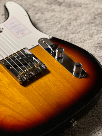 Fender Japan Hybrid II Telecaster with Maple FB in 3 Tone Sunburst JD26004483