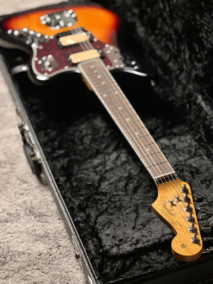Fender Kurt Cobain Signature Jaguar 3-Color Sunburst MX24080012